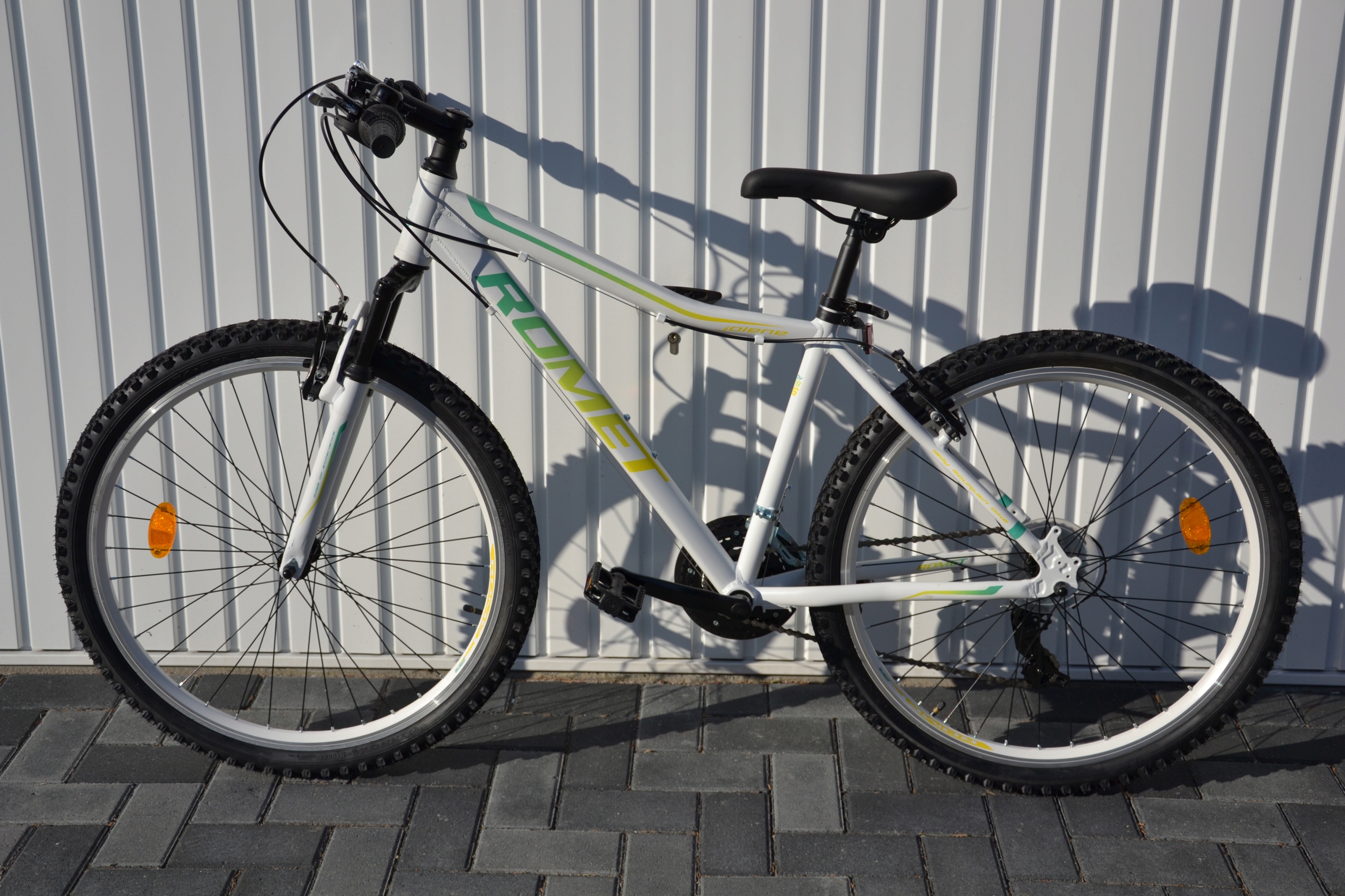 ROWER ROMET JOLENE 6.0 rama 17 MTB BIAŁO ZIELONY SHIMANO Marka Romet