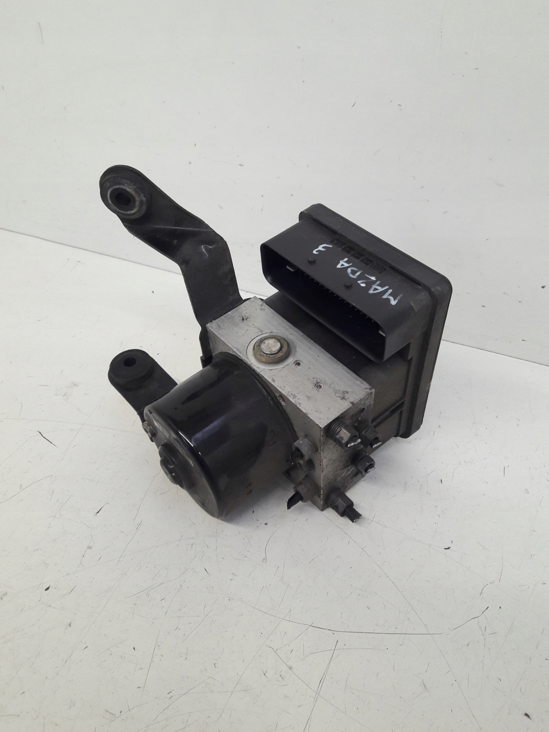 pump ABS 3M512C405AE Mazda 3 2,0i