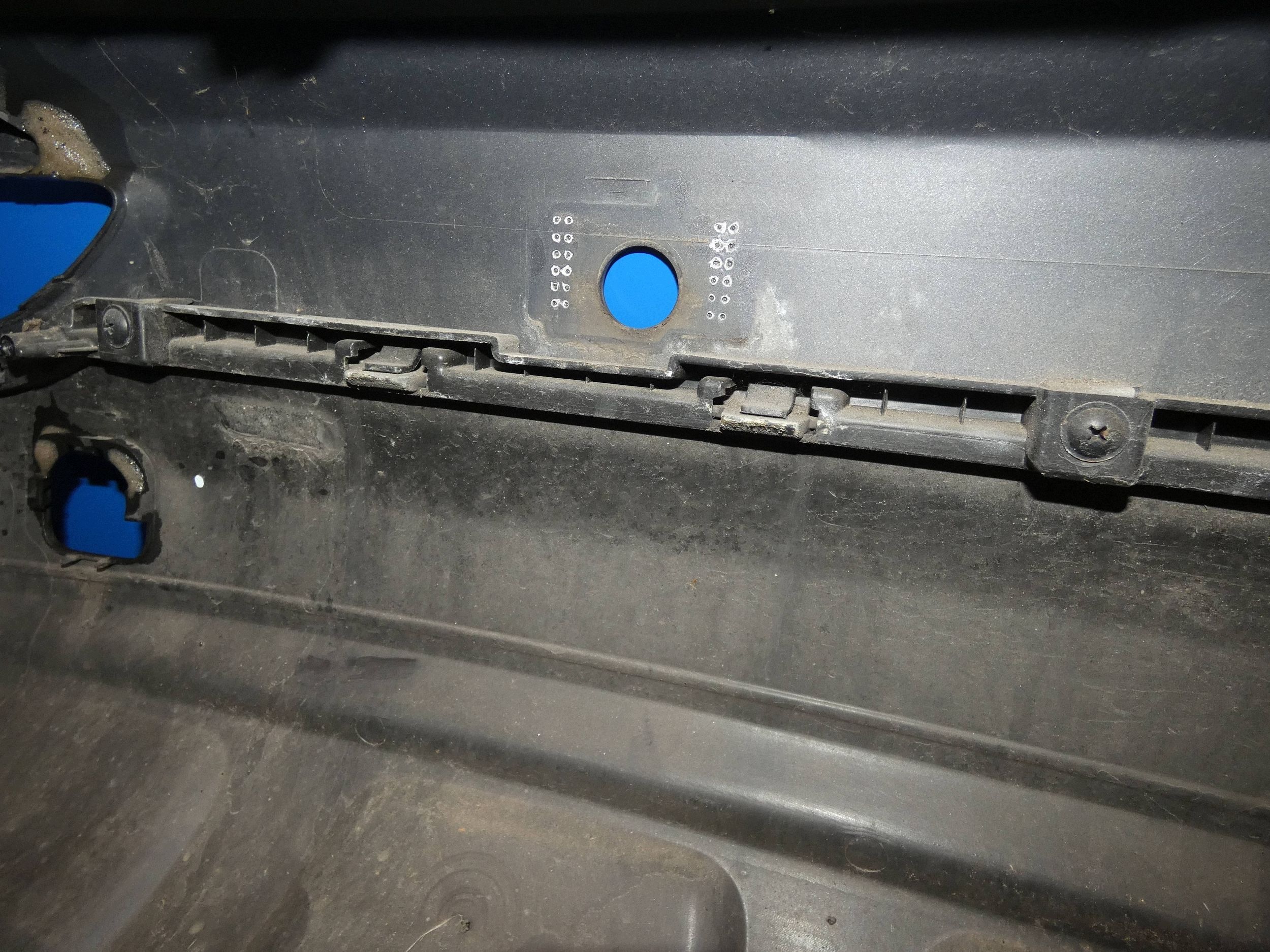 KIA SPORTAGE IV 2016- bumper rear part rear below PDC