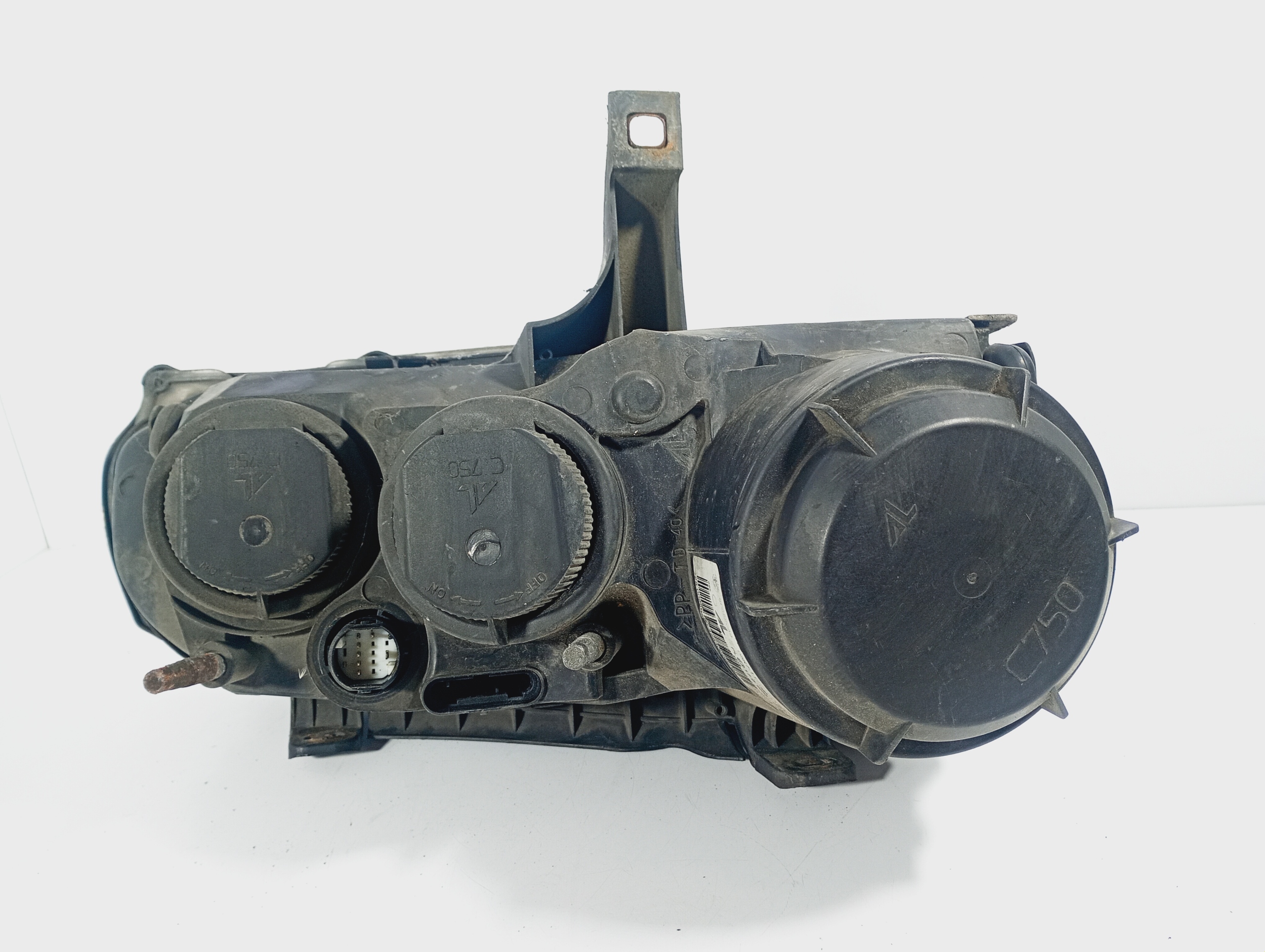 feu gauche reflektor gauche avant 60682089 Alfa Romeo 159 Sportwagon 05-08