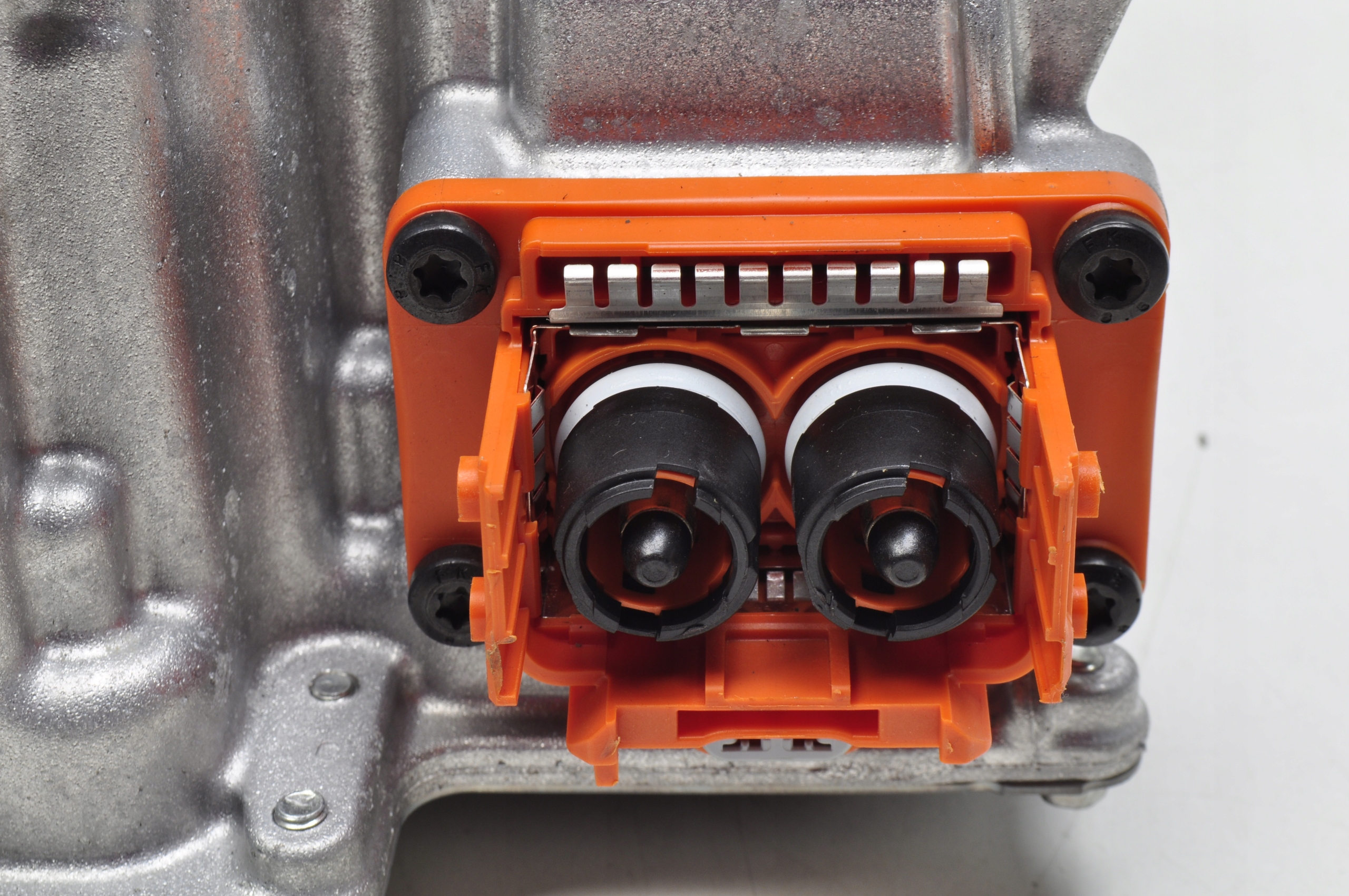 renault CAPTUR II 1.6 E-TECH Конвертер 292A08514R