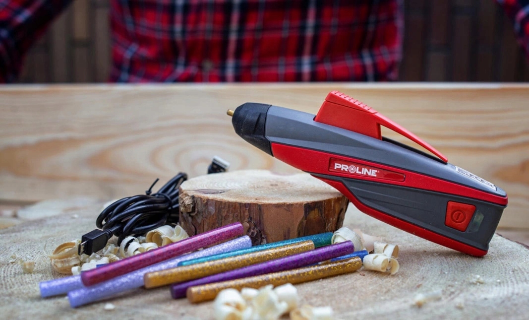 PISTOLET DO KLEJU AKUMULATOROWY DO KLEJU ŚR 7-8mm Kod producenta 42919