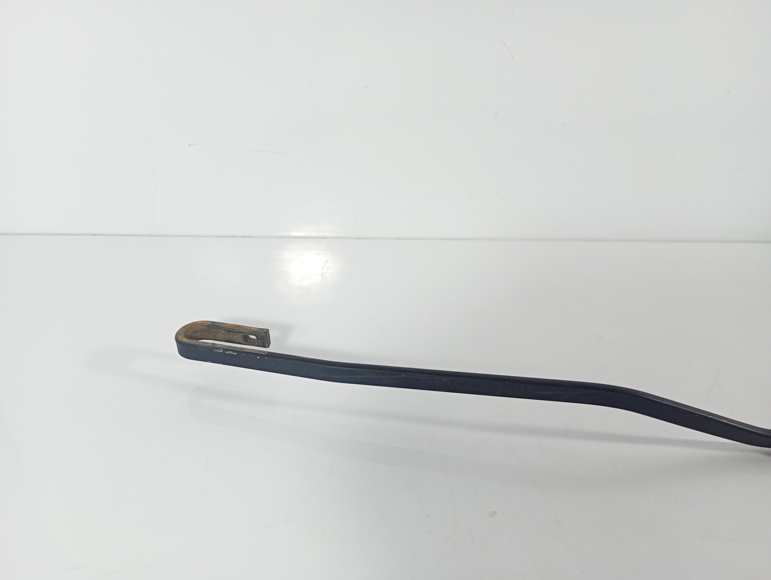 Peugeot 206 98-09 wiper arm right