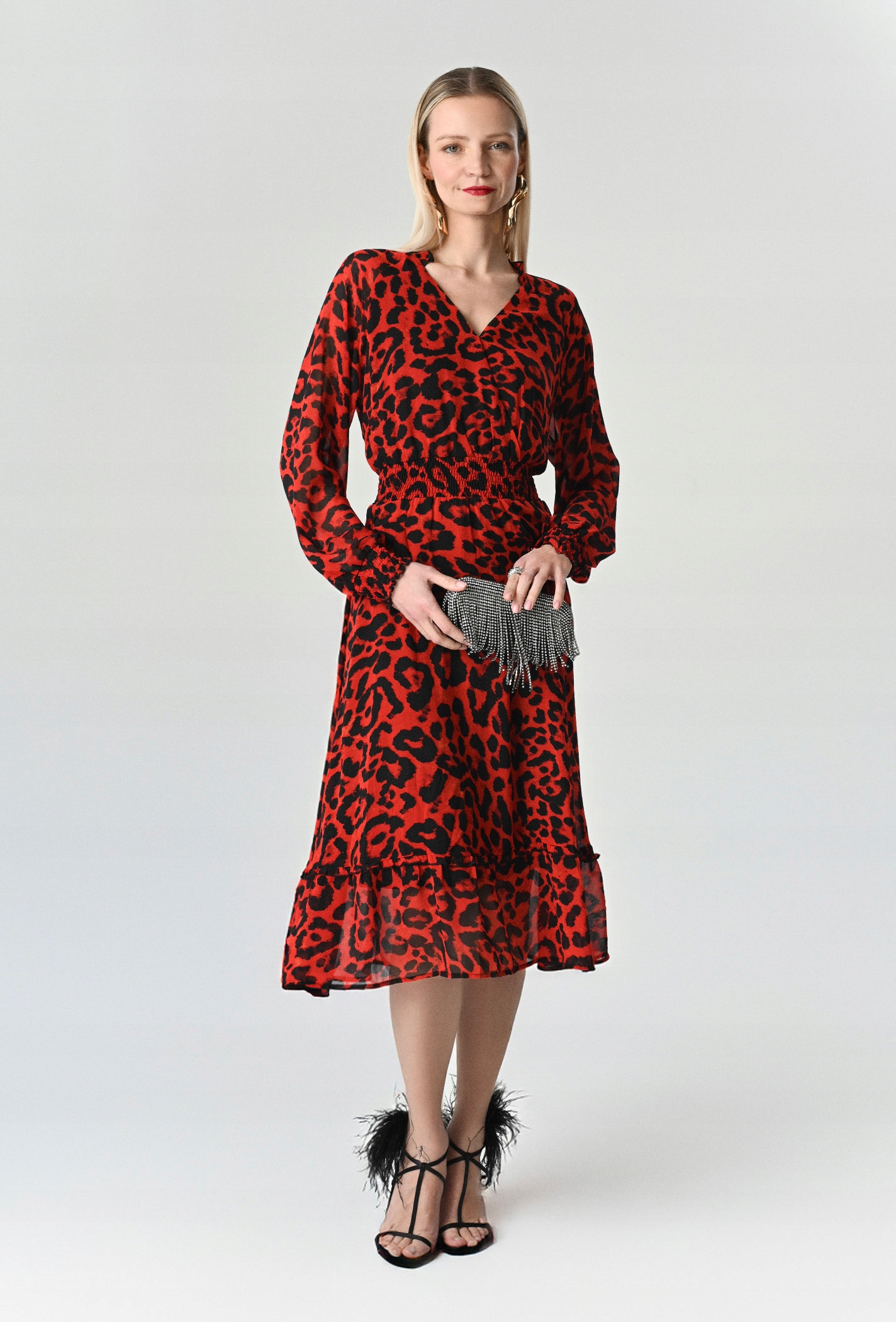 Femestage Sukienka w czarno-czerwony print 42