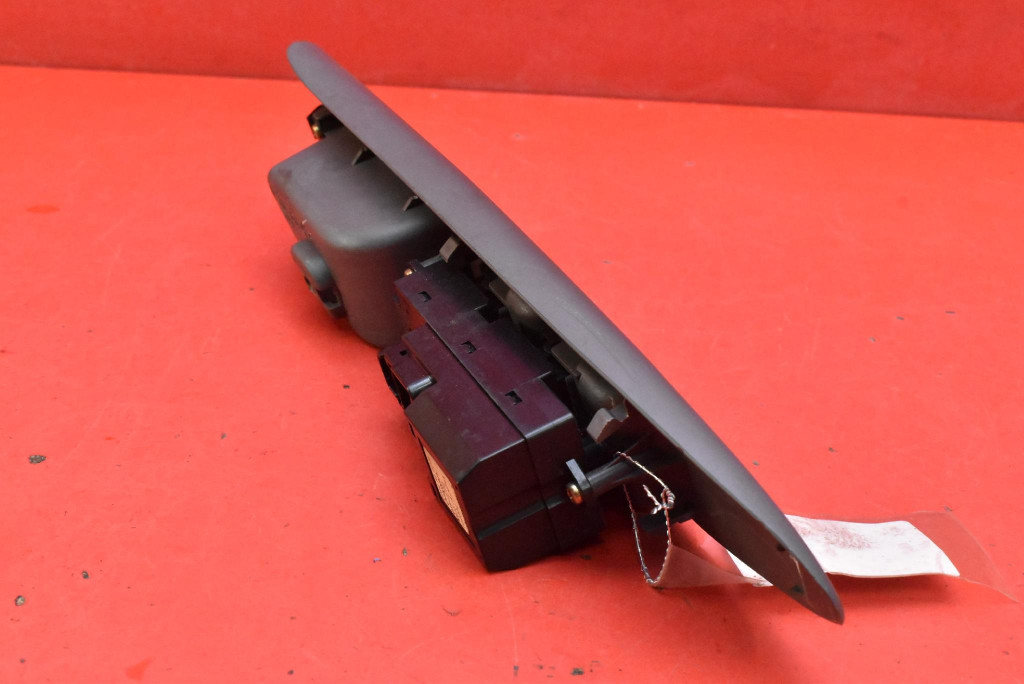 control panel of the window EU LC88684L6 MAZDA MPV 2 II LW 99-03