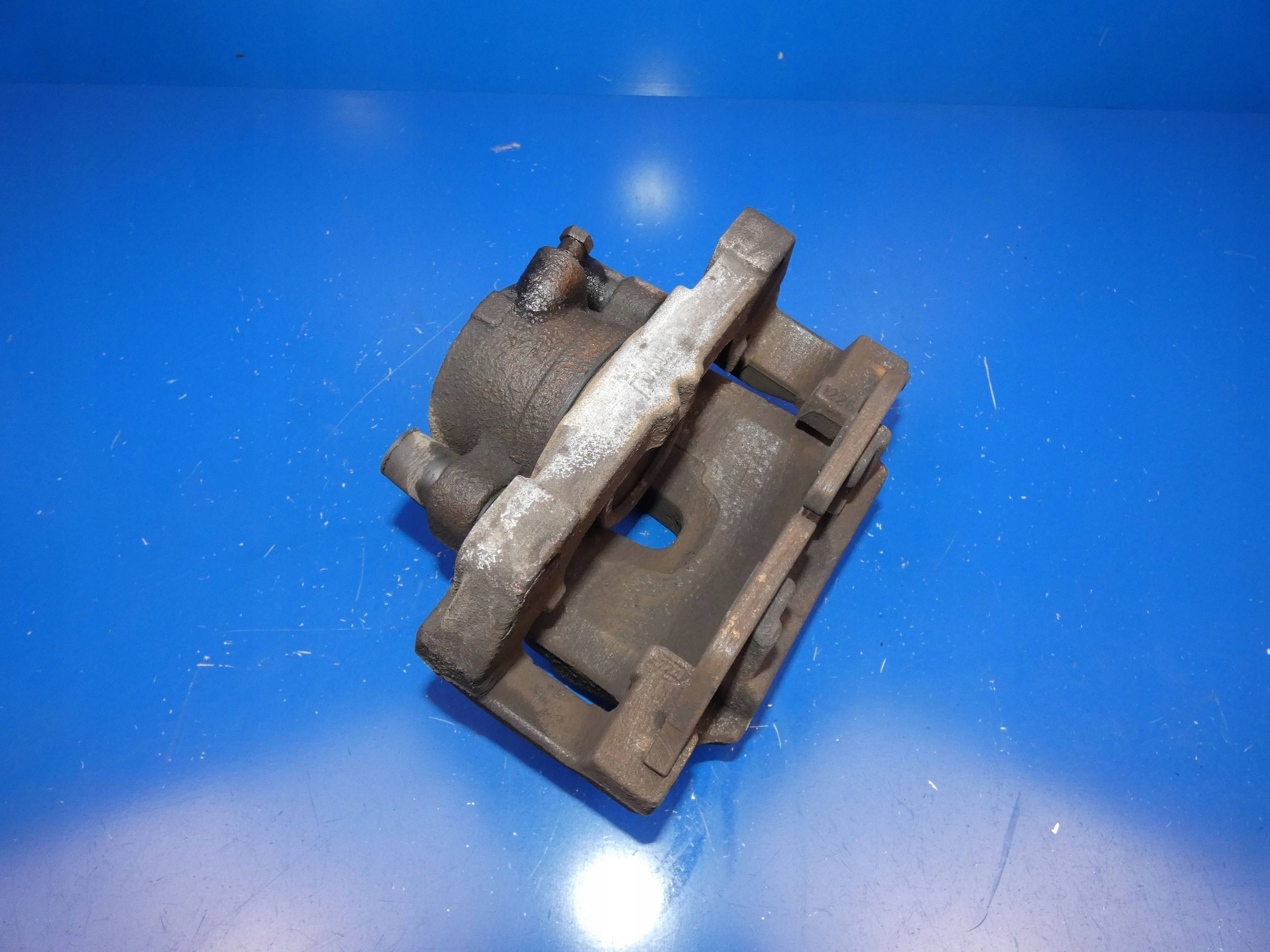VOLVO V60 II S60 III 18- caliper brake right front front