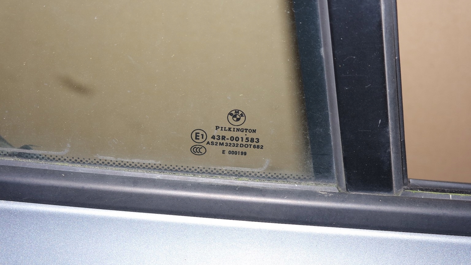 DRZWI LEWY PRAWY TYŁ QUARZBLAU METALLIC BMW 1 E87 Typ samochodu Samochody osobowe