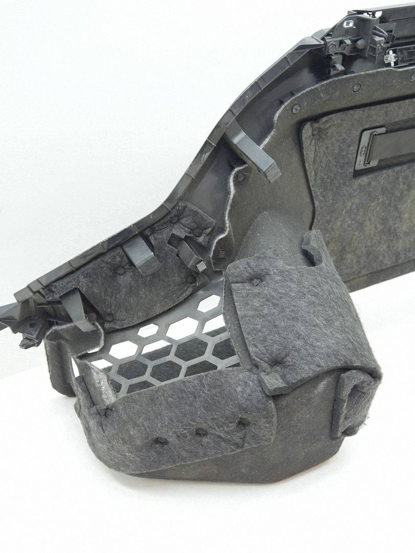 boot upholstery right rear part right PORSCHE TAYCAN 9J 9J0868224E