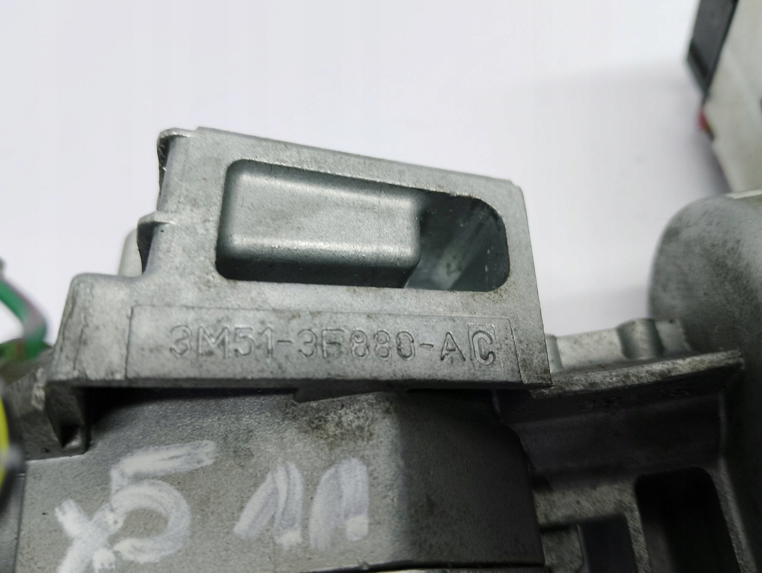ignition z kluczykiem Mazda 3M513F880AC