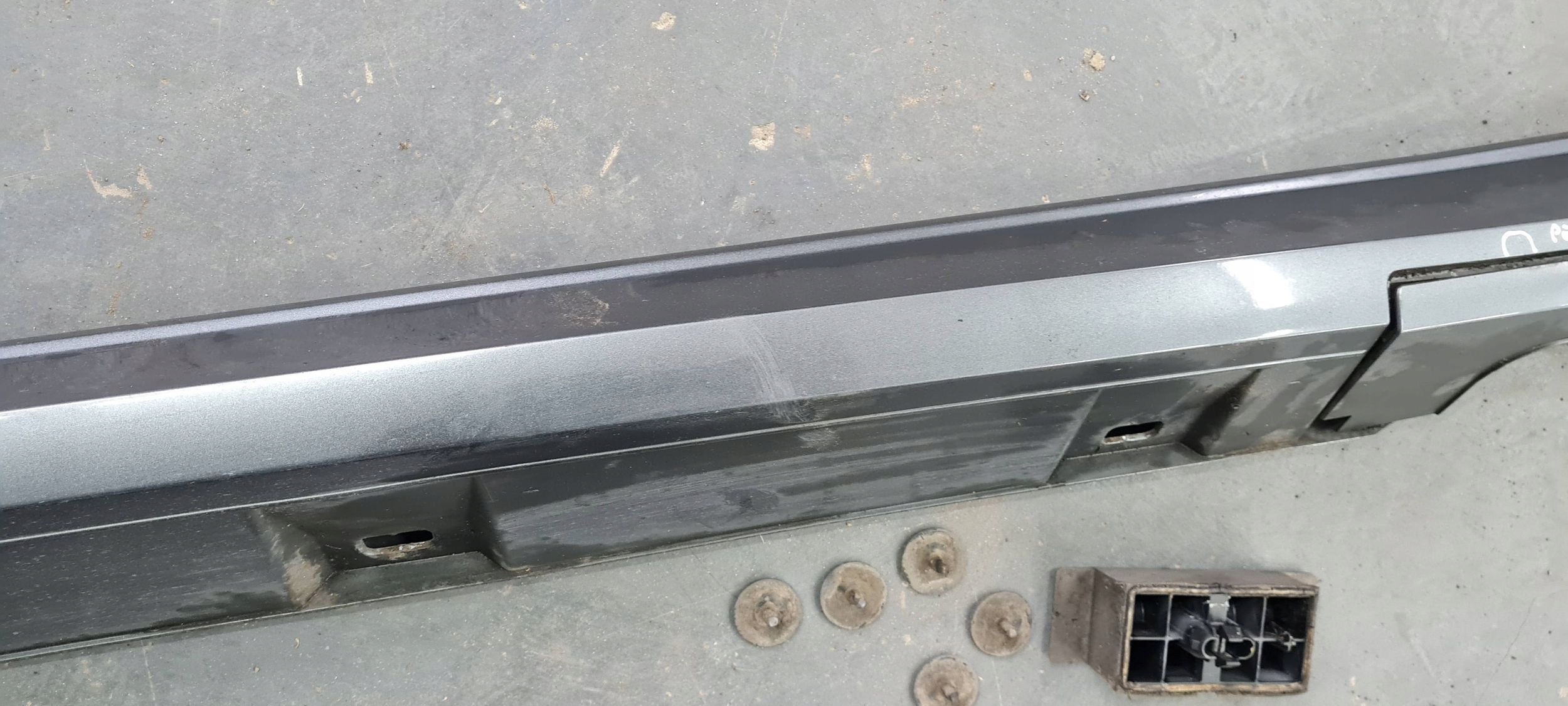 A6 C7 4G LIFT moulding threshold cap left front SLINE LZ7S 4G0853855M