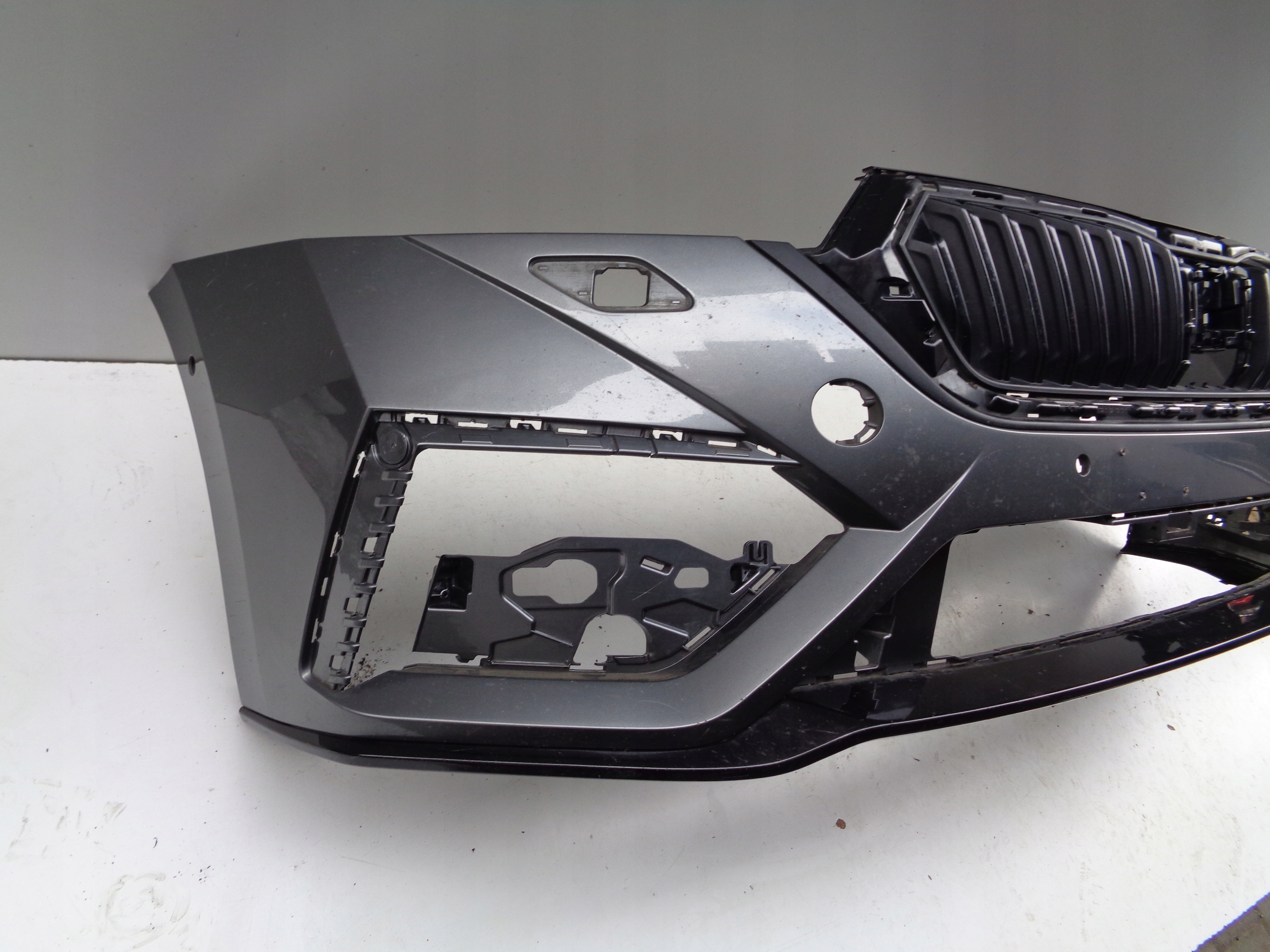front bumper AUDI RS6 C8 RS7 4K 4K0 NR 47829