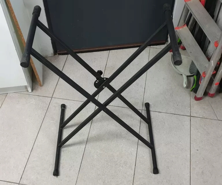 Statyw pod klawiaturę Chord KSX-4