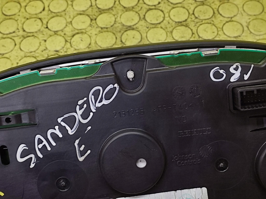 DACIA SANDERO 5SDAA dials 248105706R