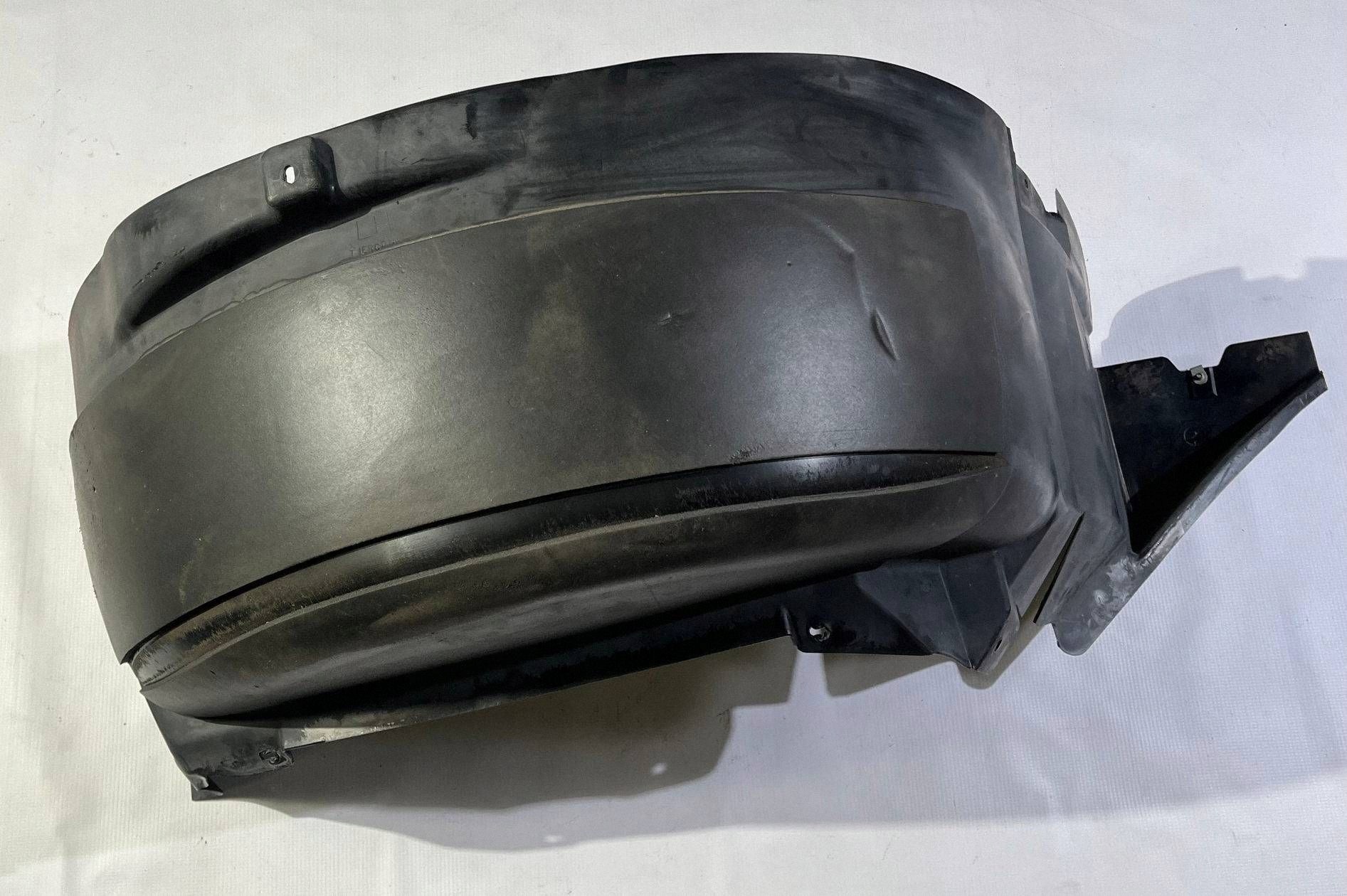 mudguard rear. left left rear part Chevrolet Corvette C5 1997