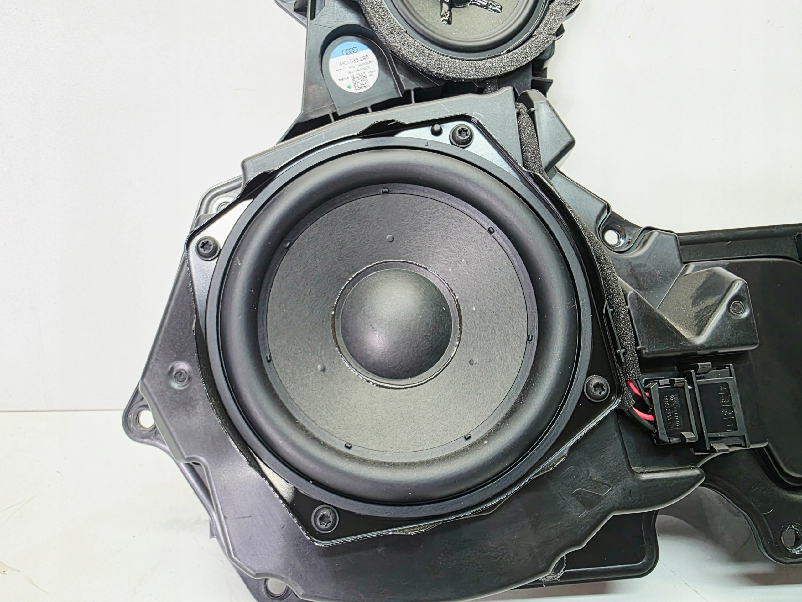 speaker door right front AUDI A6 C8 4K0035298