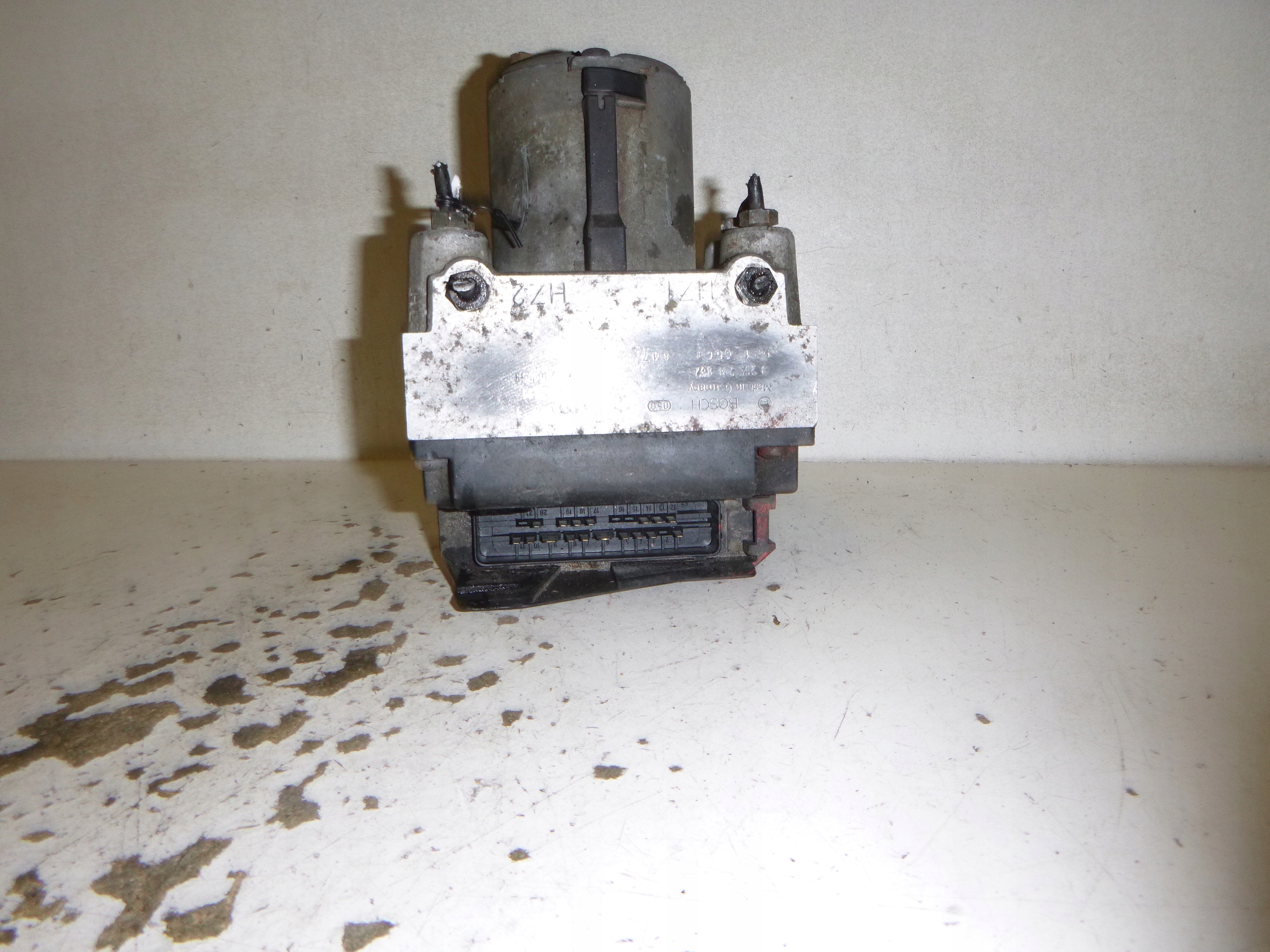 Pompa ABS Audi A4 B5 1.6 1.8 8D0614111 BOSCH 1994-2001