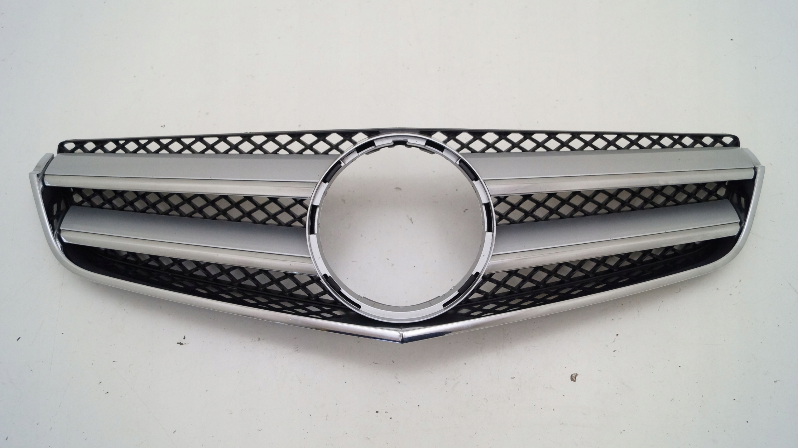Mercedes-Benz E-Klasse W207 Kühlergrill FRONTGRILL Kühlergitter A2078880283 - Thumbnail 1