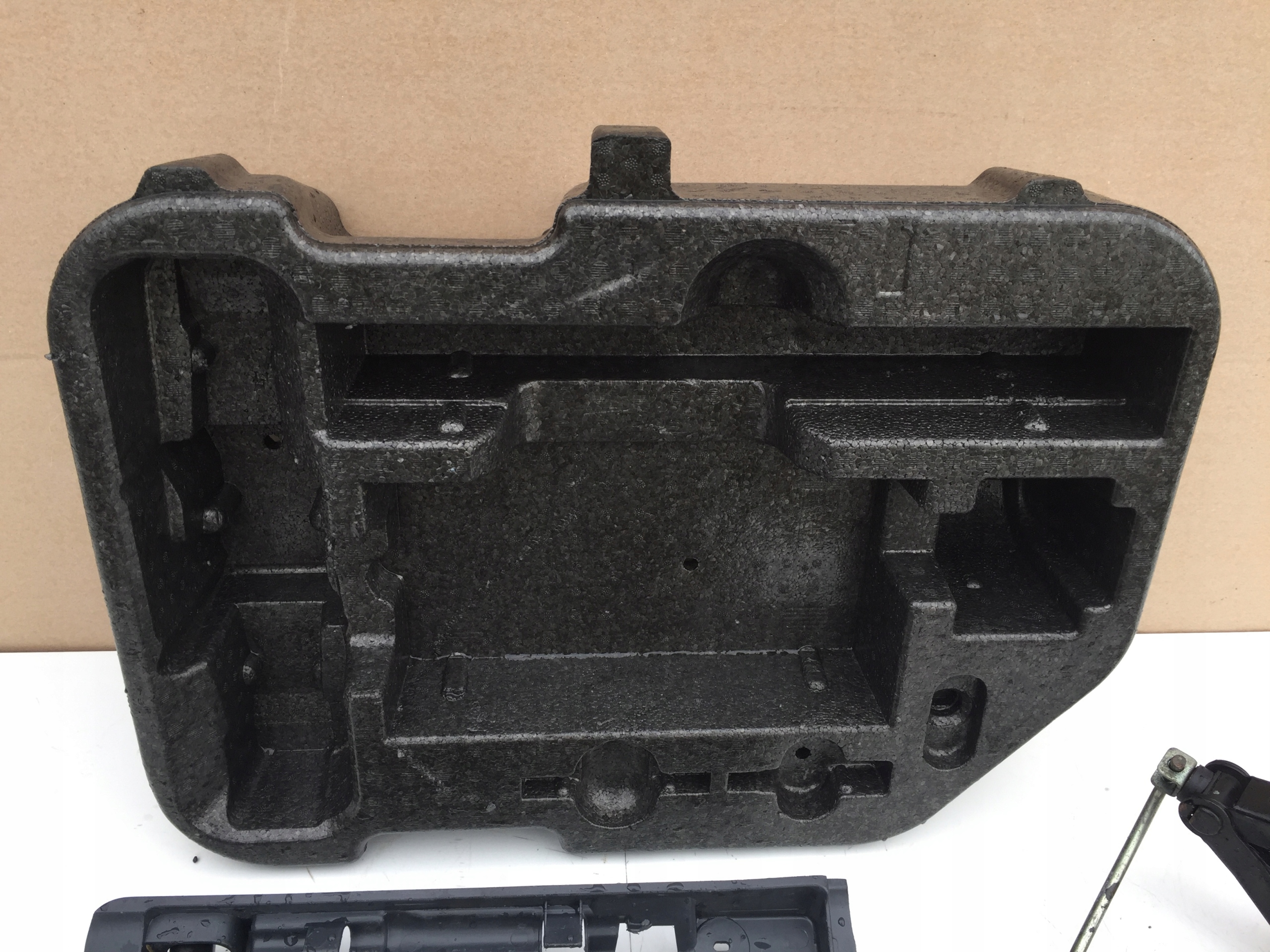 PEUGEOT 5008 I ZESTAW NAPRAWCZY KOŁA KOMPLET LEWAREK Typ samochodu Samochody osobowe