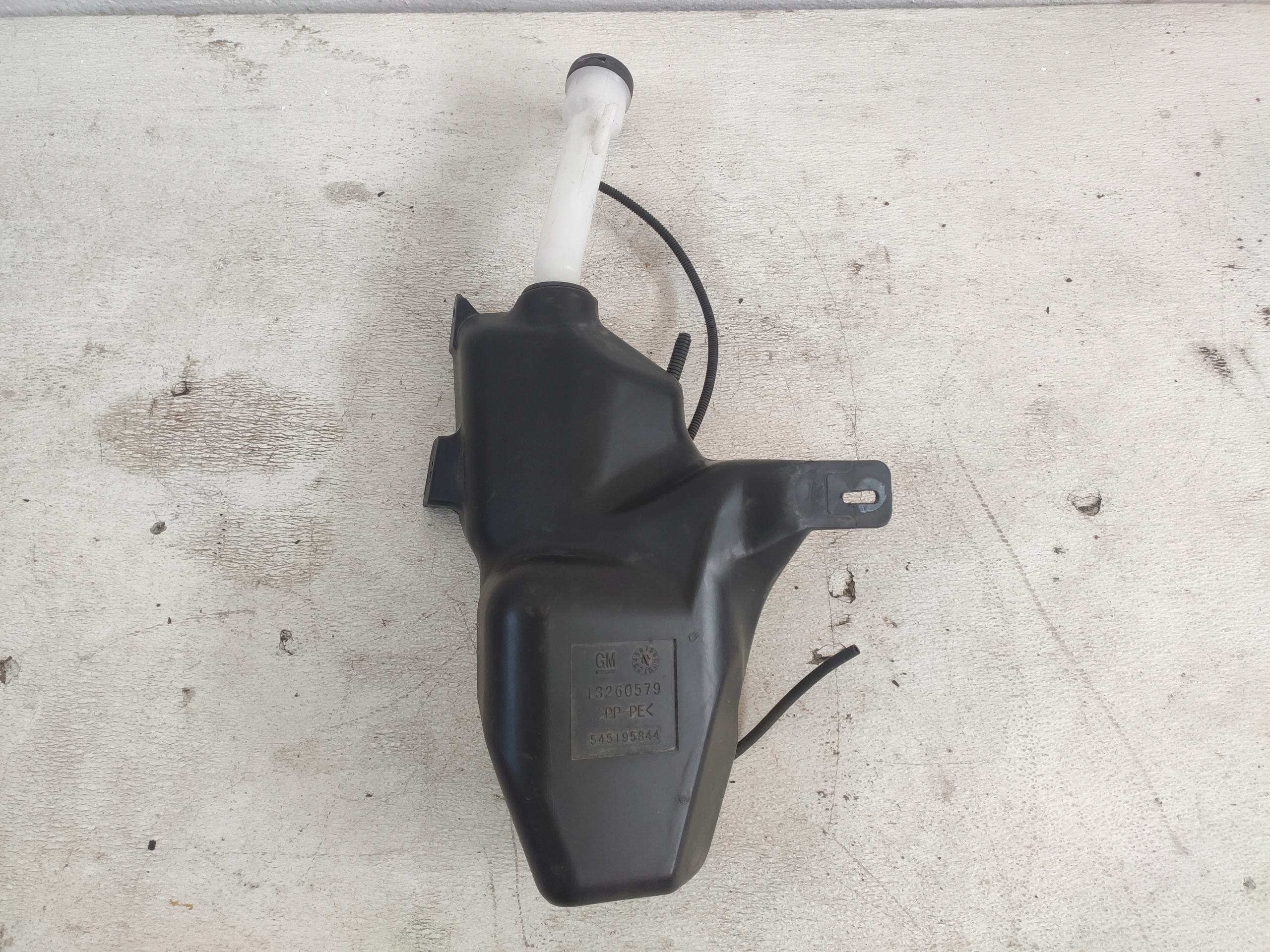 CHEVROLET CRUZE 2012 washer fluid tank