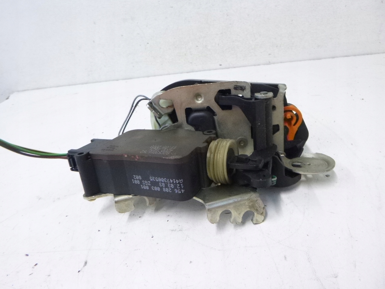 lock door rear part right Mercedes Vaneo W414 2003r.