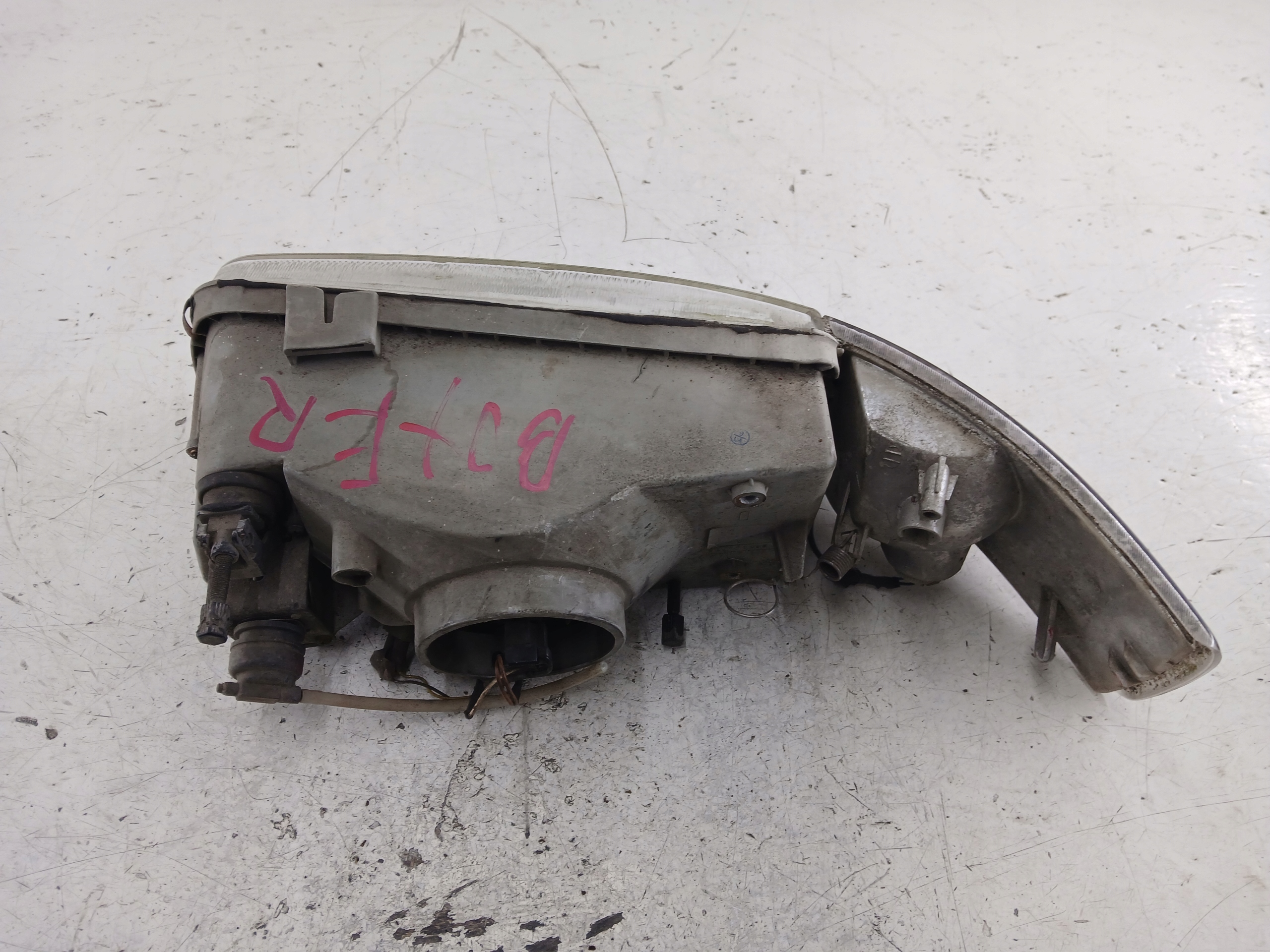 PEUGEOT BOXER and light right front + indicator GRATIS