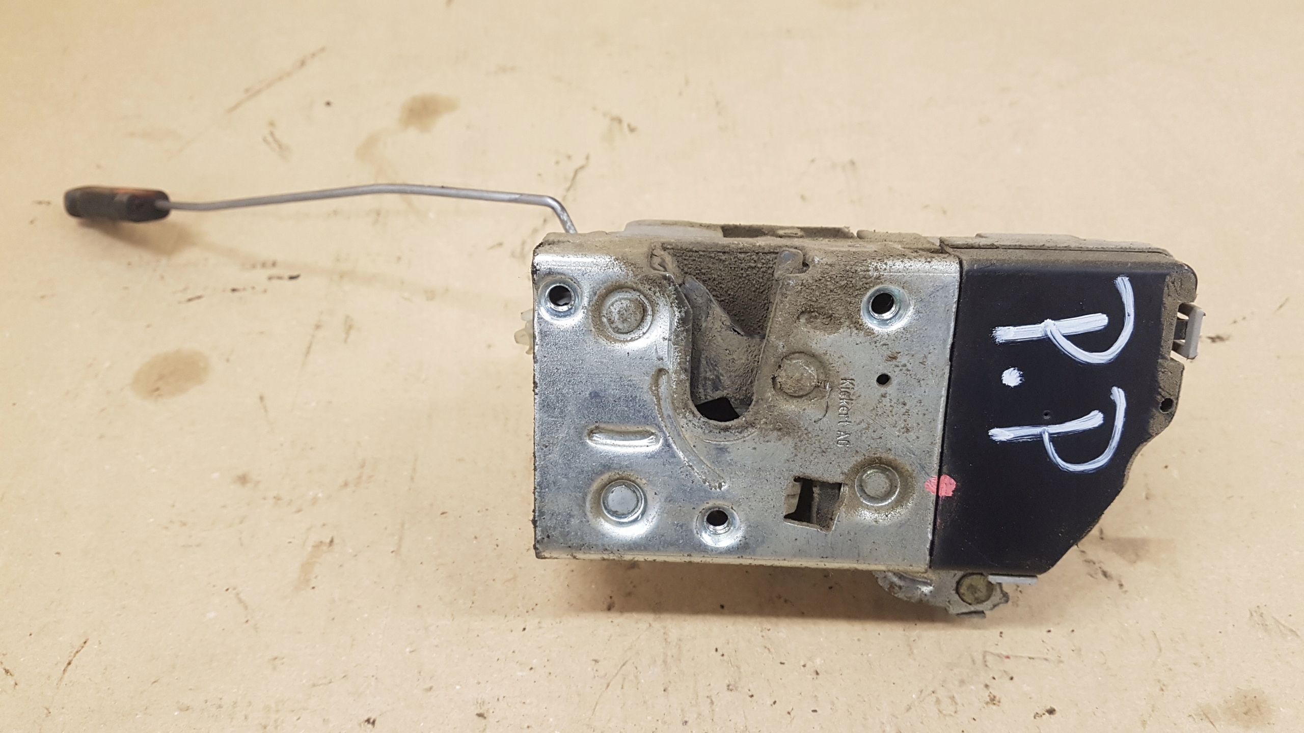 lock door right front PEUGEOT PARTNER 1