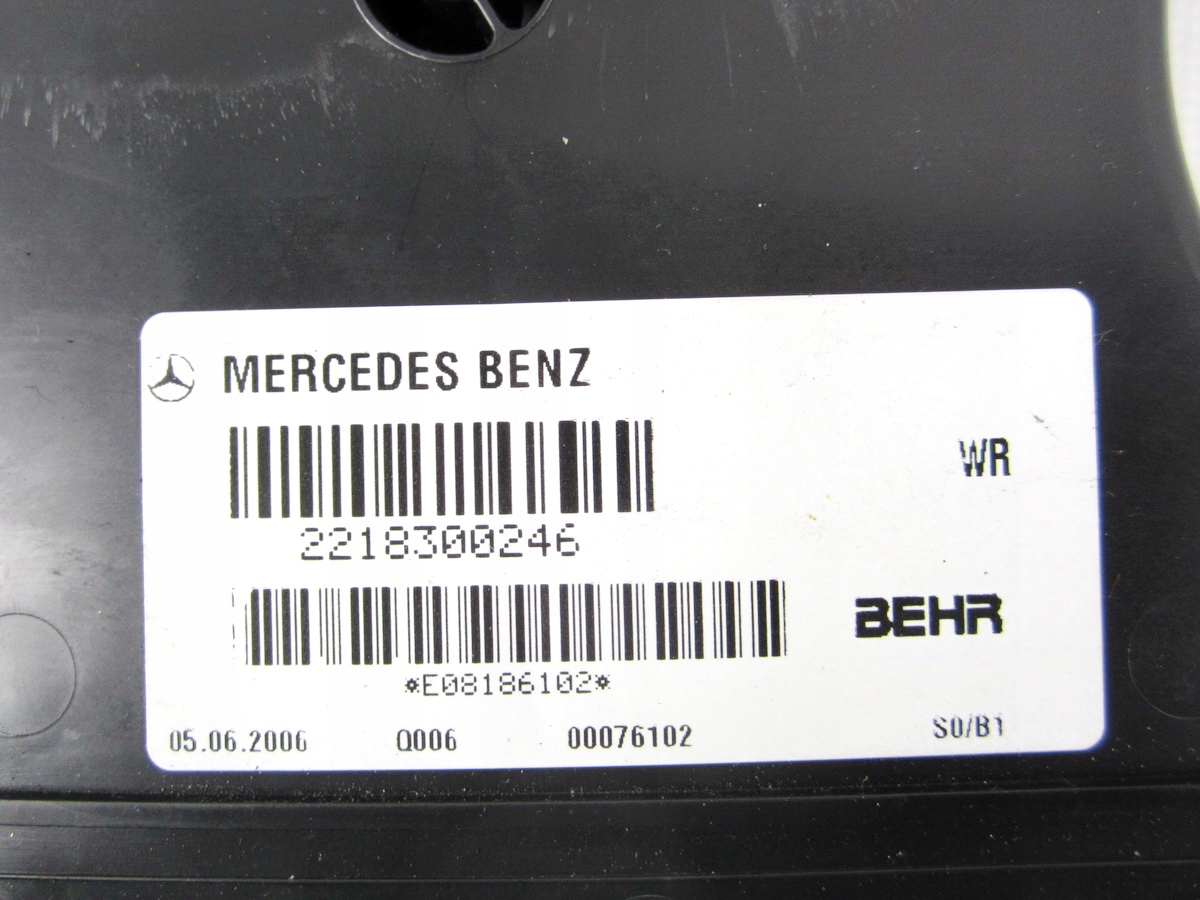 BOUCHES BUSES SPOD SIÈGE DROITE MERCEDES W221