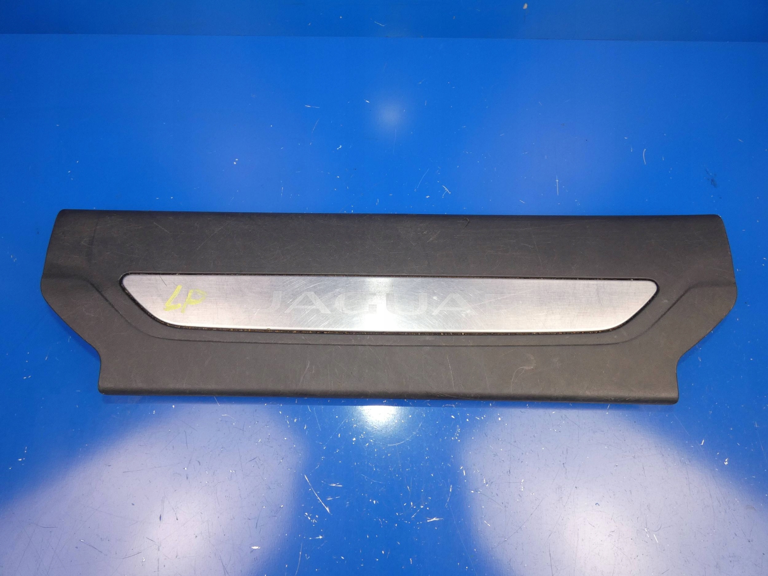 JAGUAR F-PACE X761 moulding cap of the threshold left left front