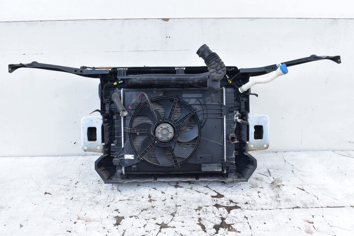support panel for radiators MG 3 ZS 1.5 16V VTI 106KM 15S4C 2019r Manual