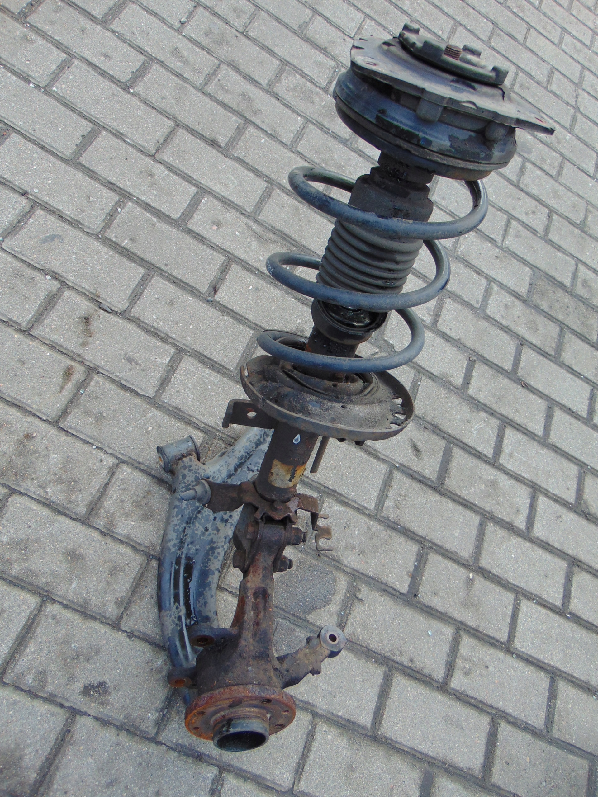 КРОССОВЕР MCPERSON ЛЕВЫЙ ПЕРЕДНИЙ RENAULT MODUS 1.2 B