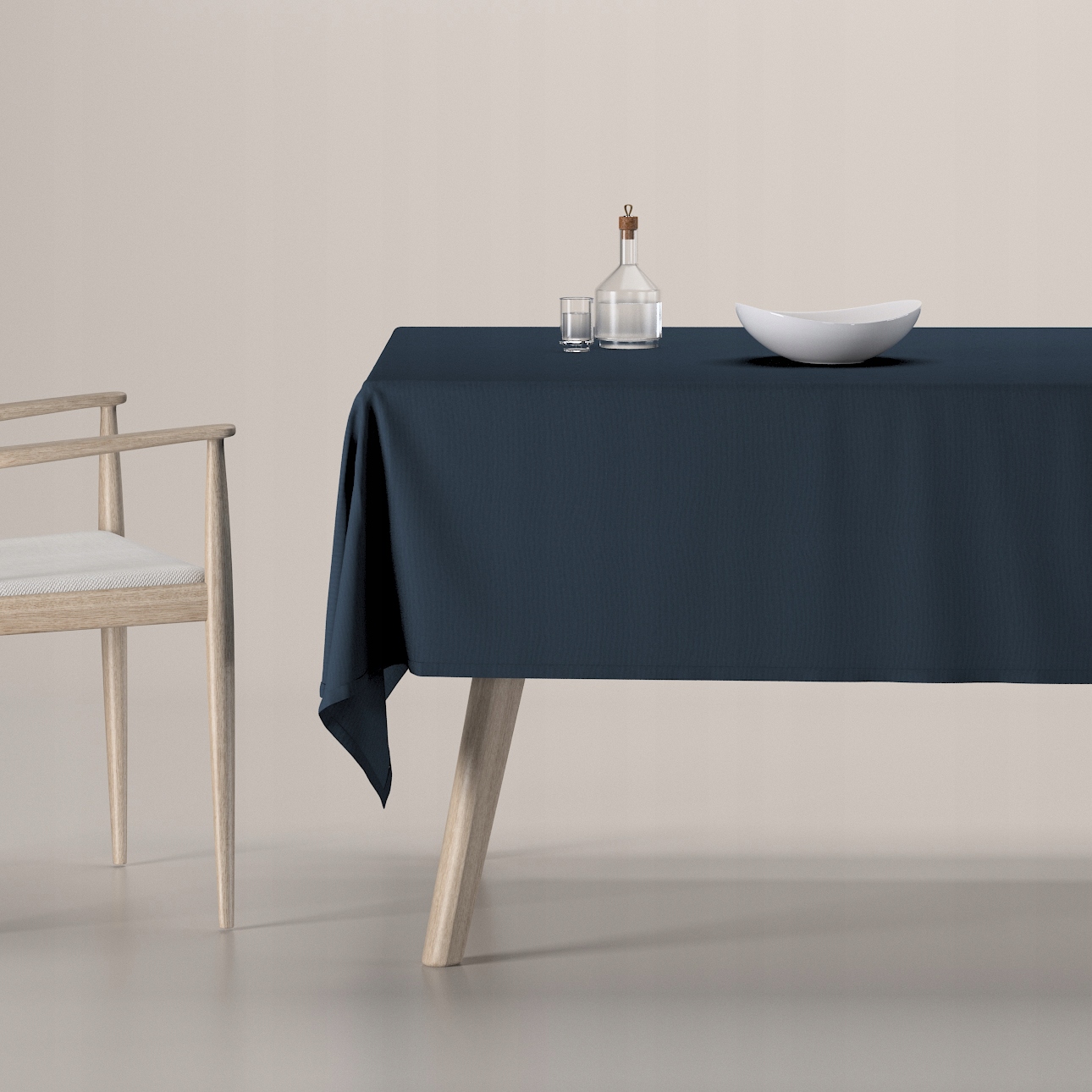 Dekoria Obdélníkový ubrus 130 x 130 cm