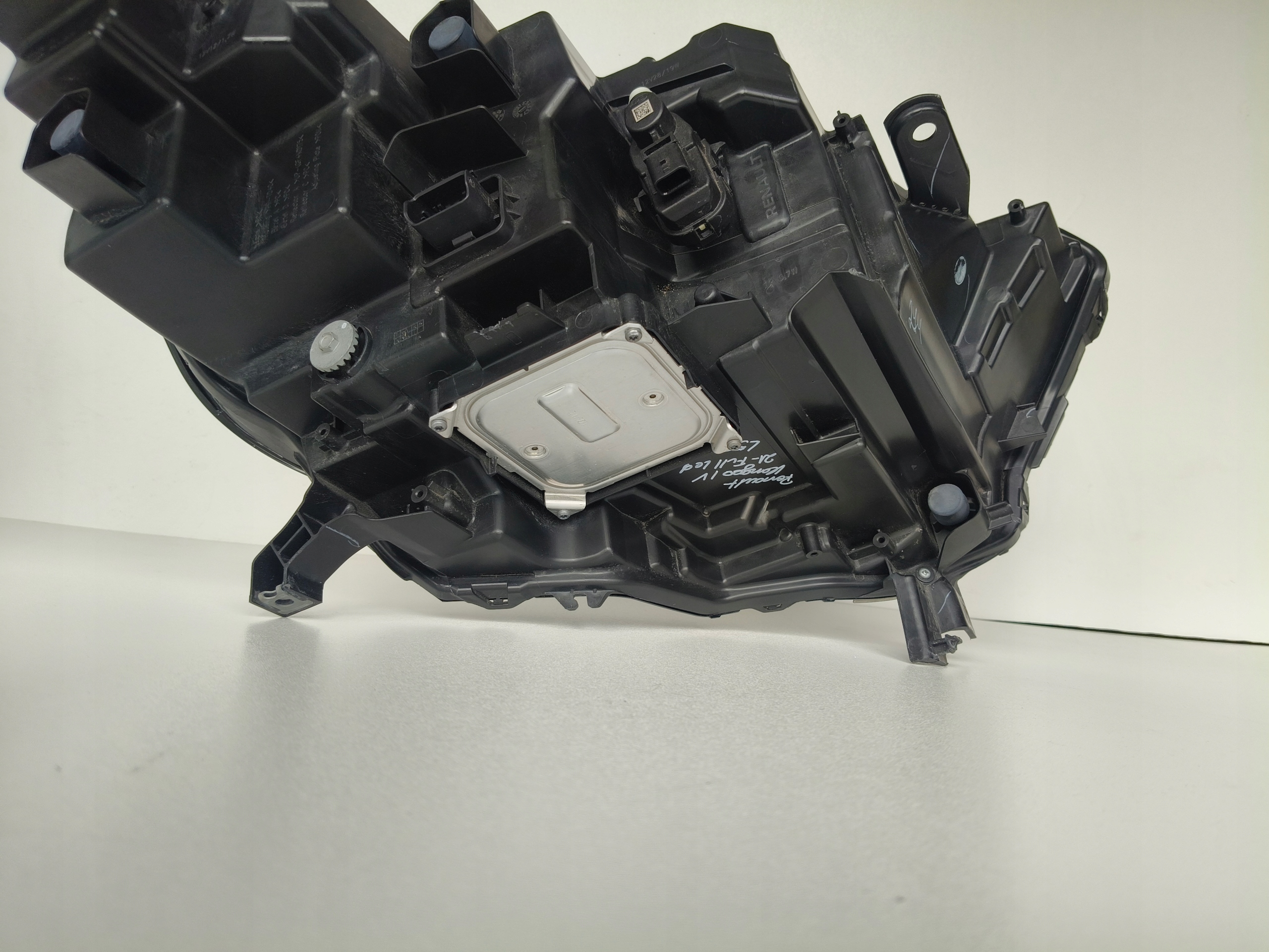 light left REFLEKTOR RENAULT KANGOO IV 21- FULL LED