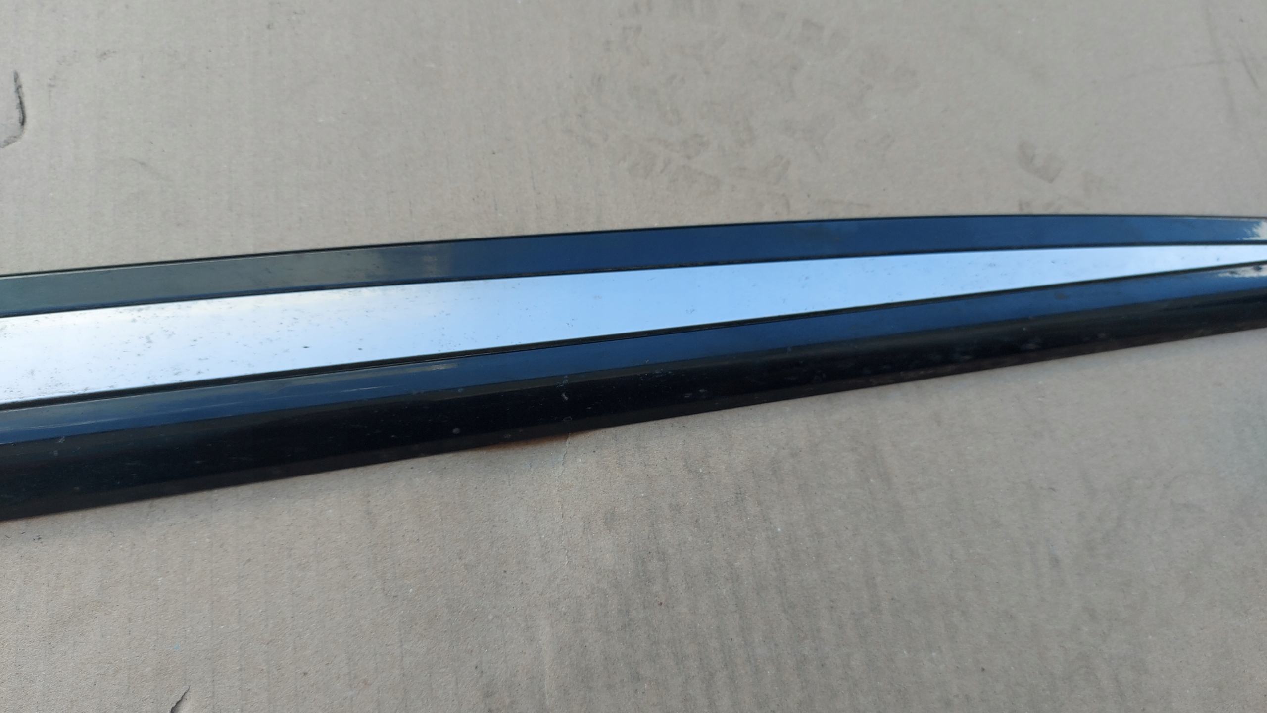 moulding door right front TOYOTA YARIS III