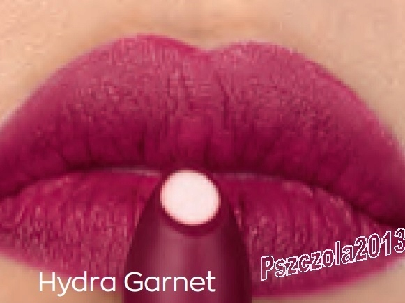 AVON MATOWA szminka do ust pomadka Hydramatic kwas hialuronowy HYDRA GARNET