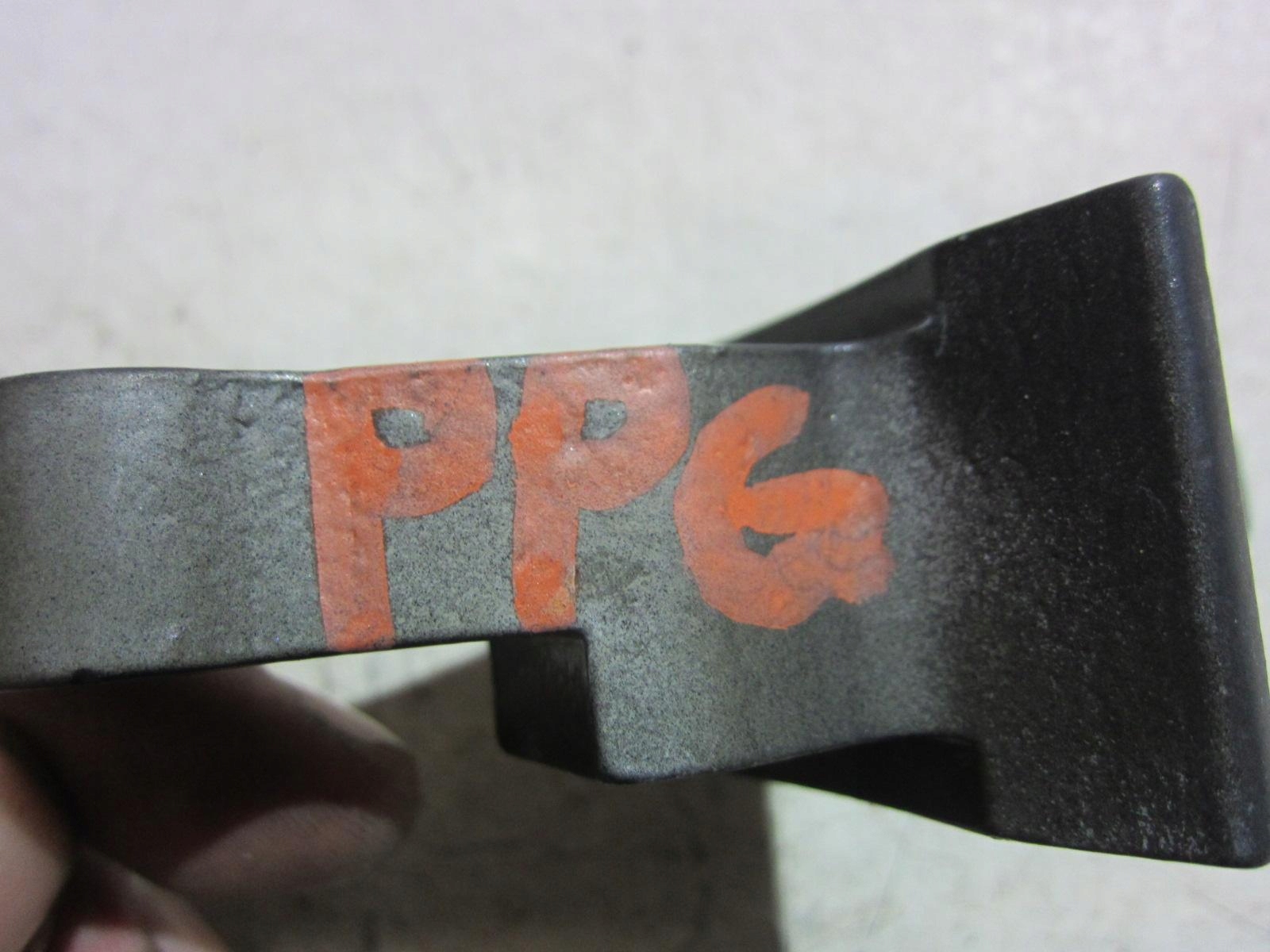 BMW F30 F48 hinge door left right front 7284533