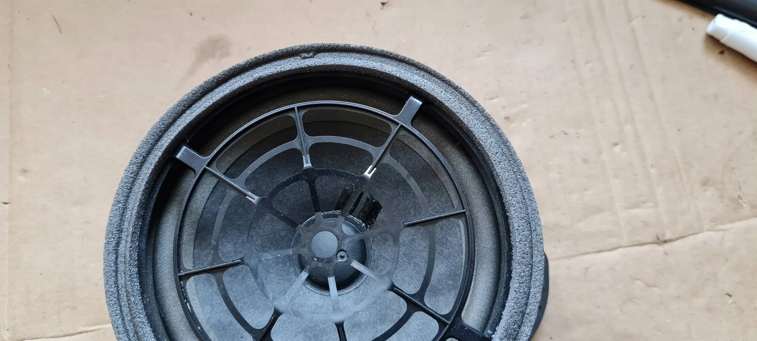 Q7 4M speaker left right rear part rear 4M0035411
