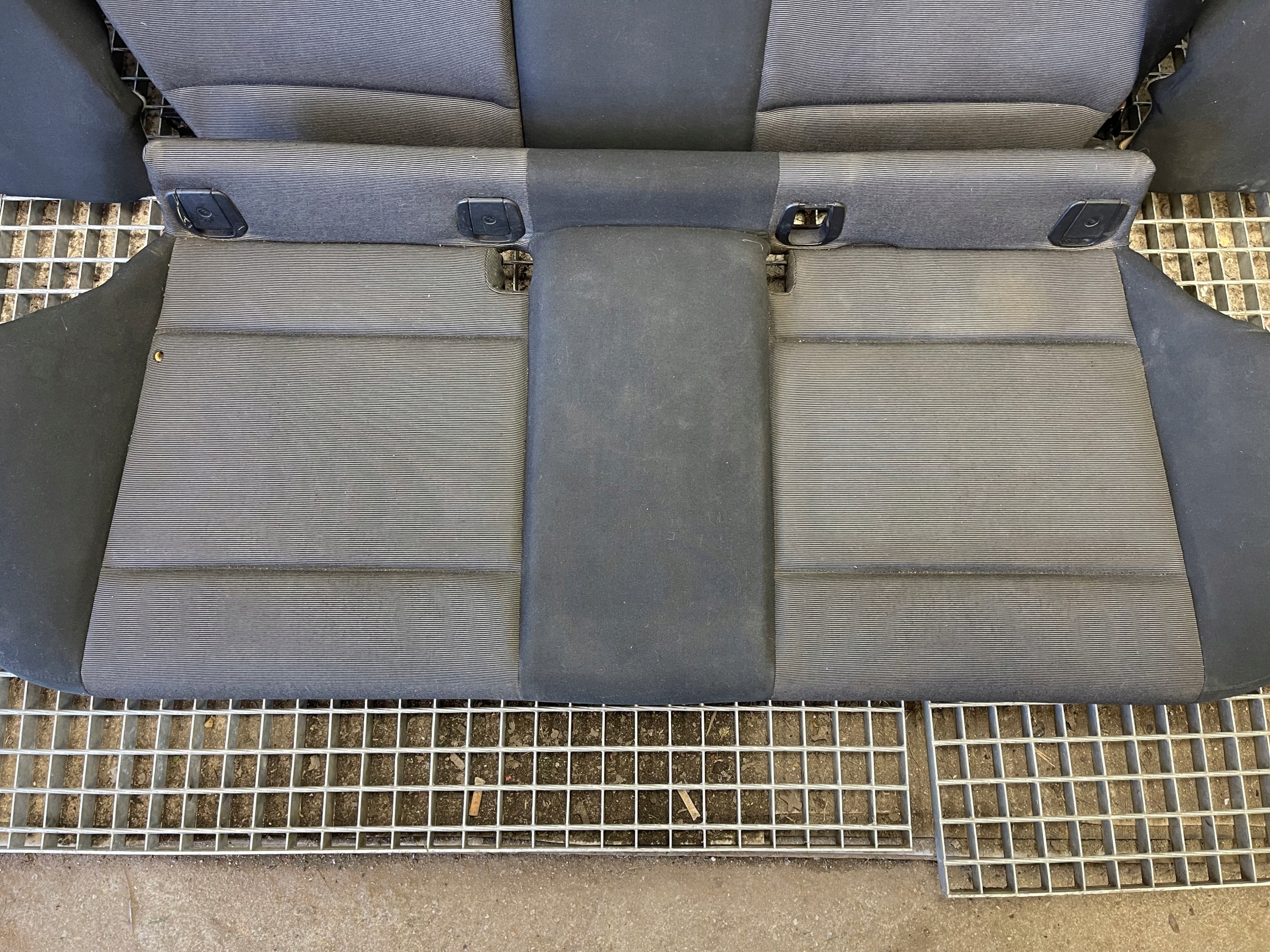 seat rear part rear side complete 5D BMW 1 E87
