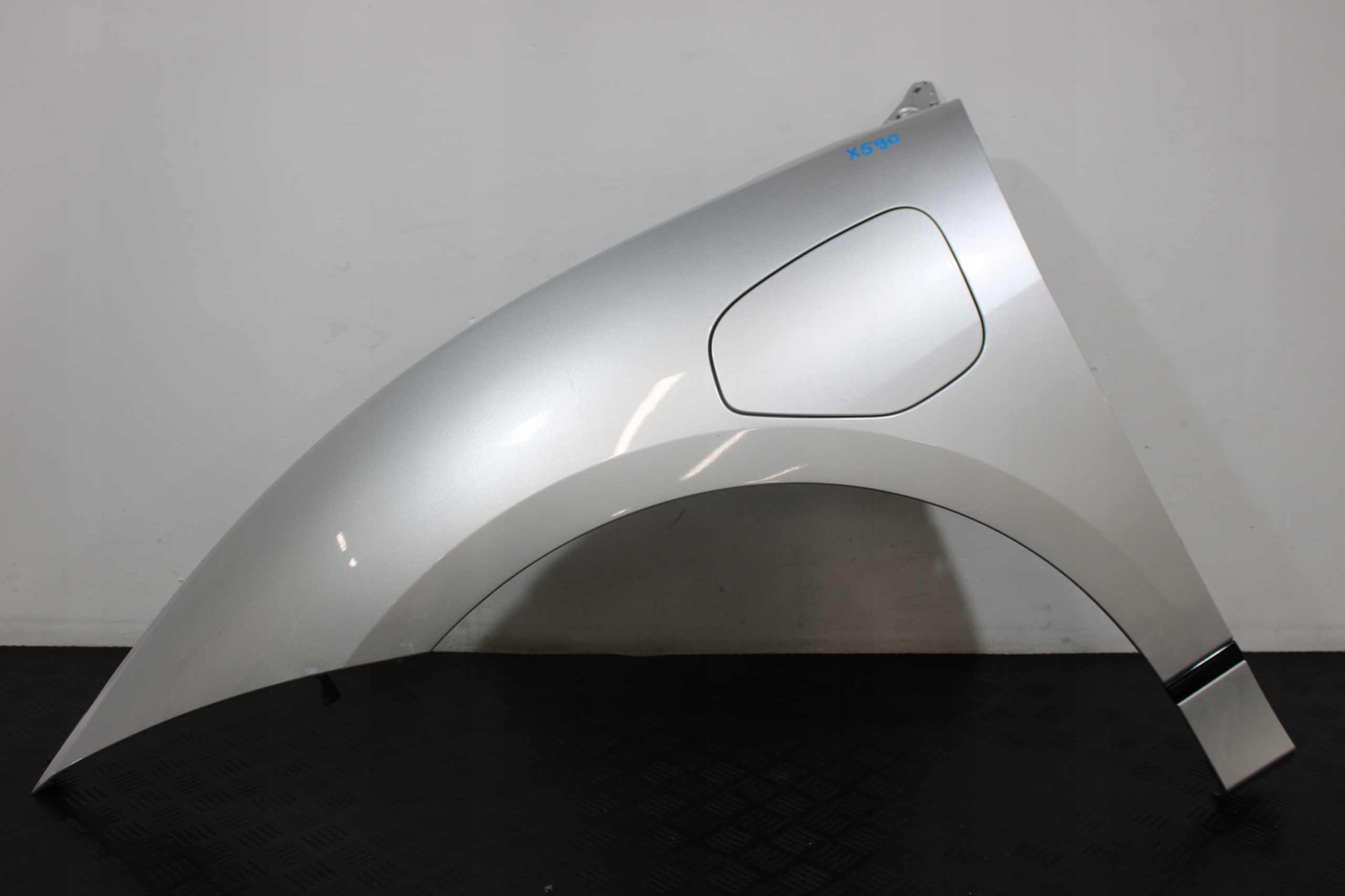 fender left front left front JAGUAR and-PACE X590 EV400 2019
