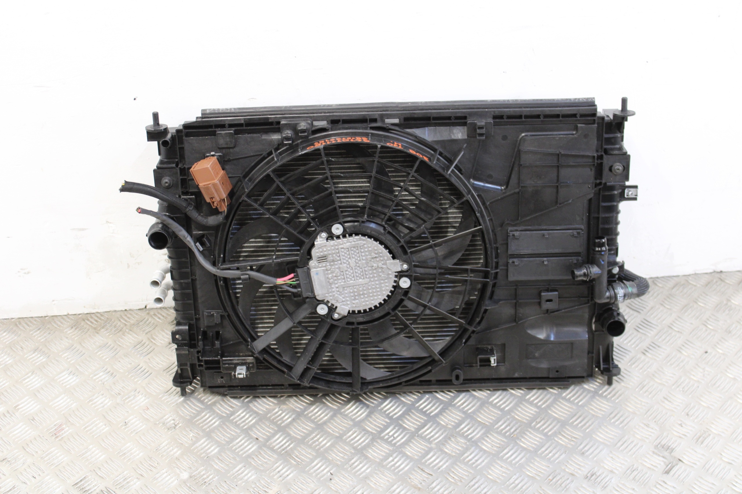 support panel for radiators front radiator pillar PEUGEOT 308 T10 III 3 1.6 HYBRID