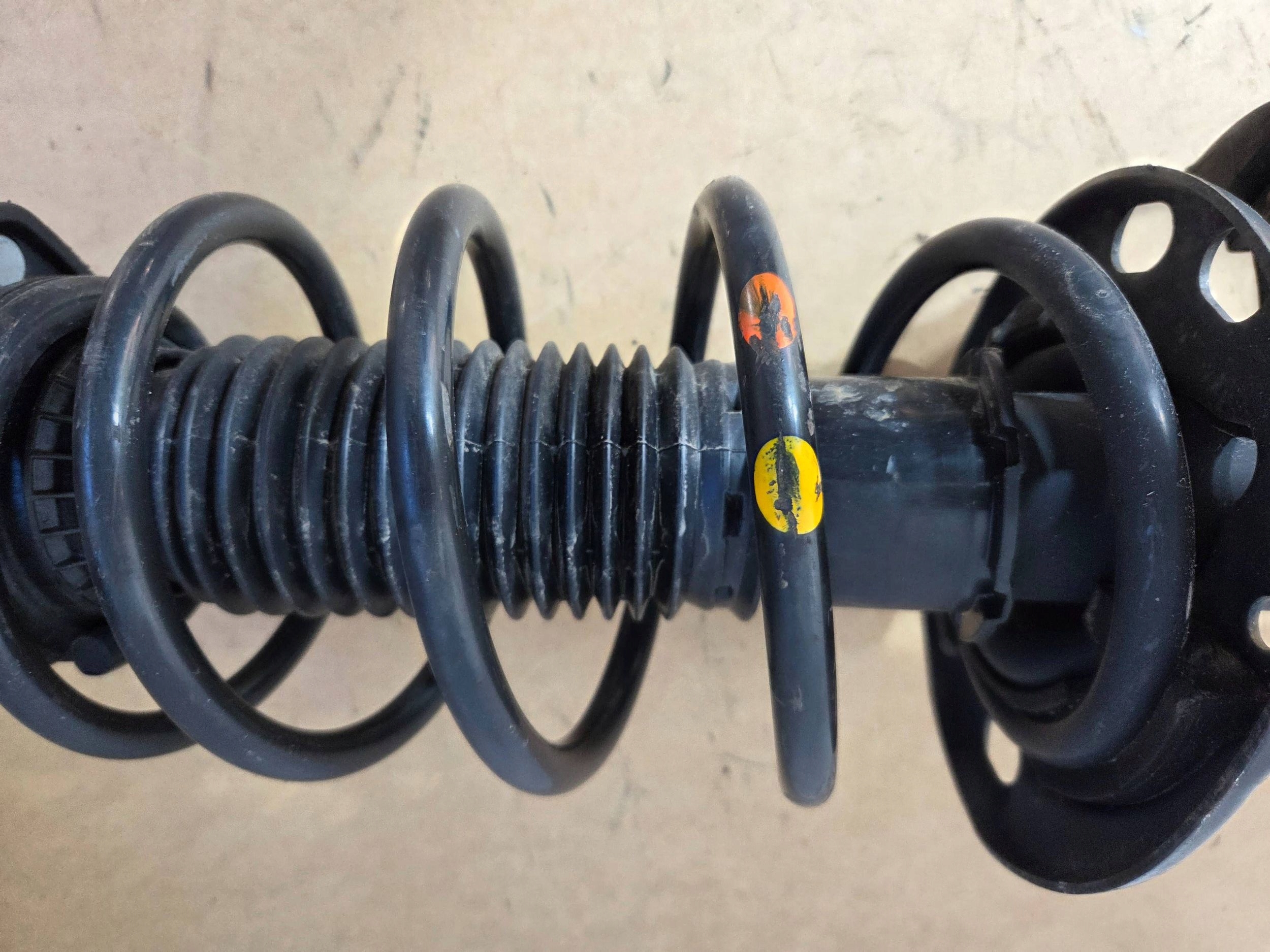 Mazda CX-5 shock absorber front right 2,0 B / 2012-2016 (227)