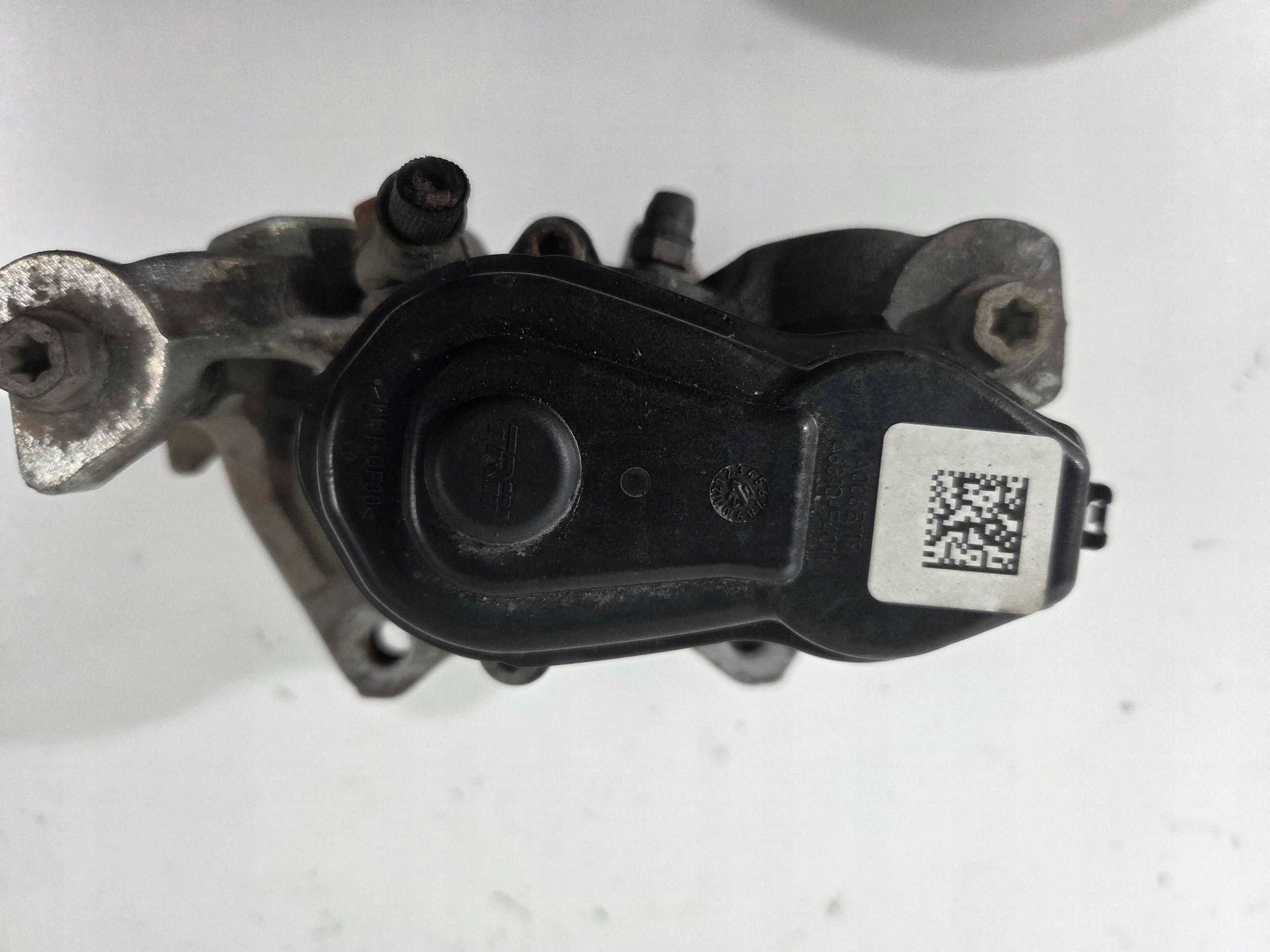 Toyota Corolla E21 caliper brake rear left (B876)