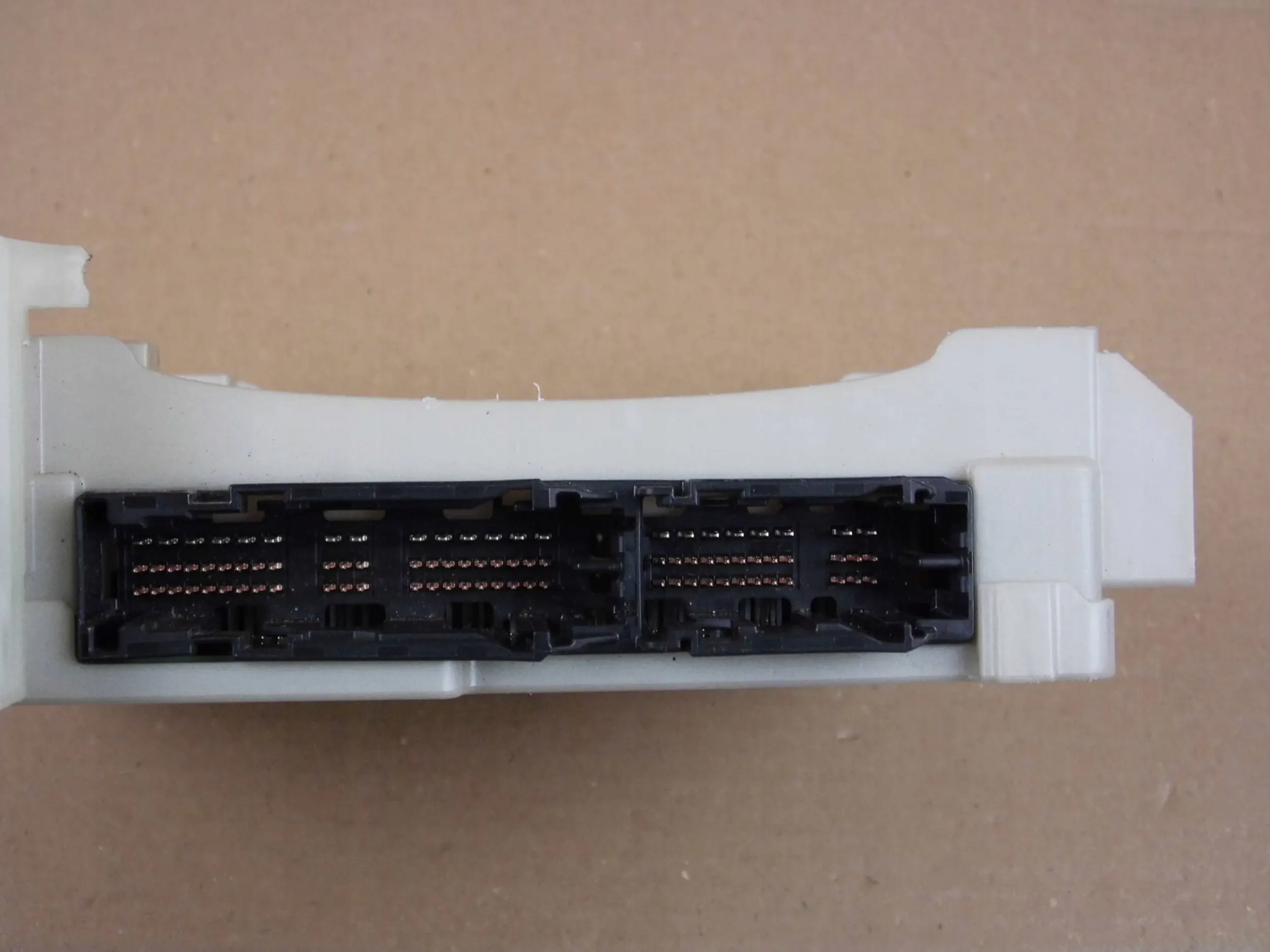Toyota RAV4 V 2020 module control unit komfortu 82730-42890-A