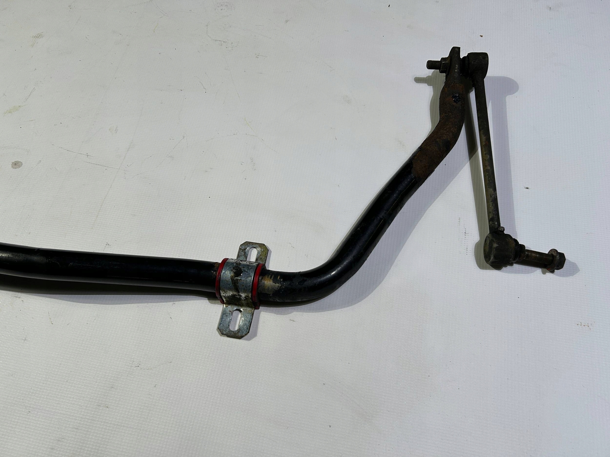 stabilizer rod front front Ford Mustang GT 2011