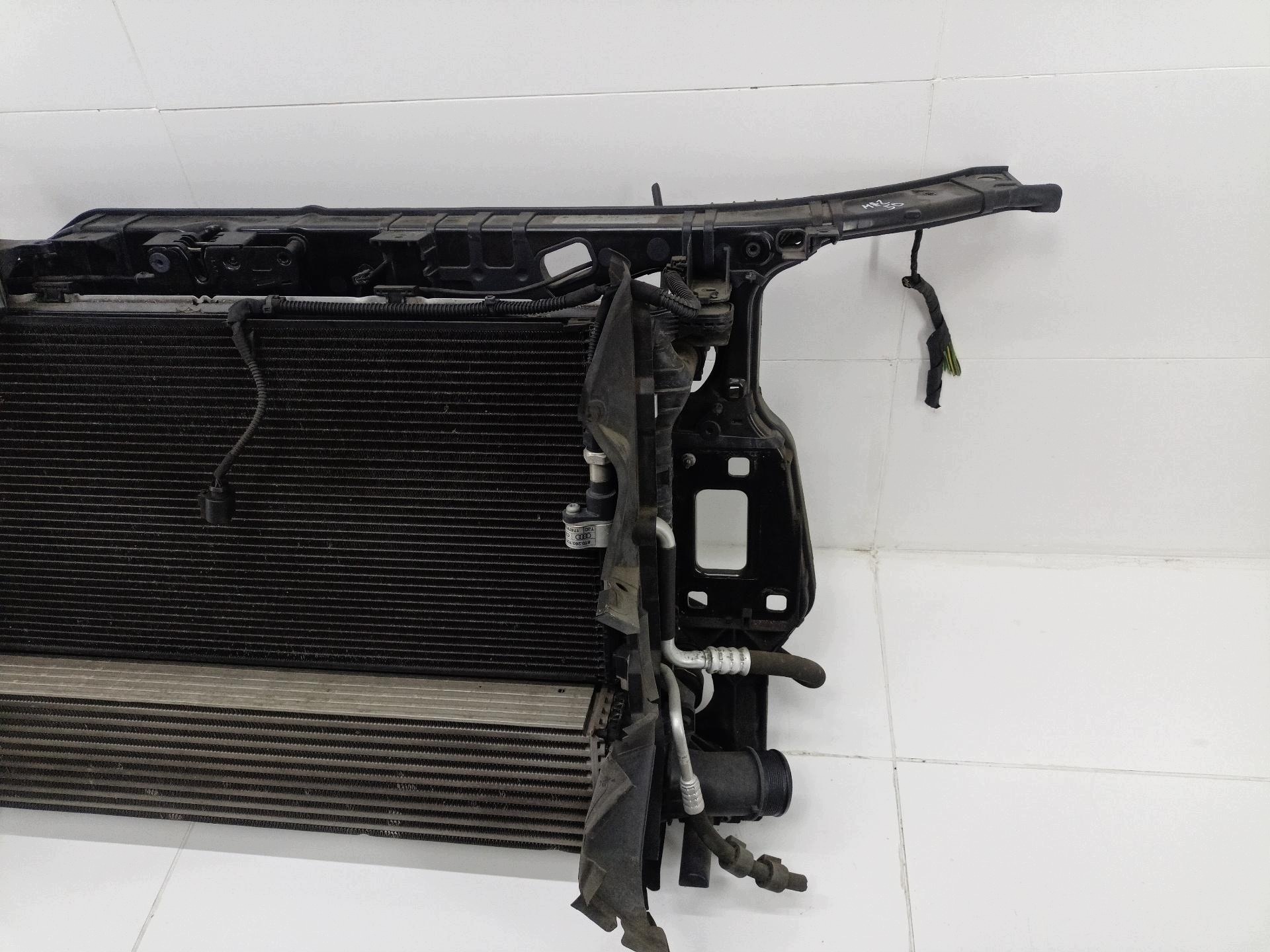 support panel for radiators pillar iron Audi A4 B8 facelift 2012 8K0010520