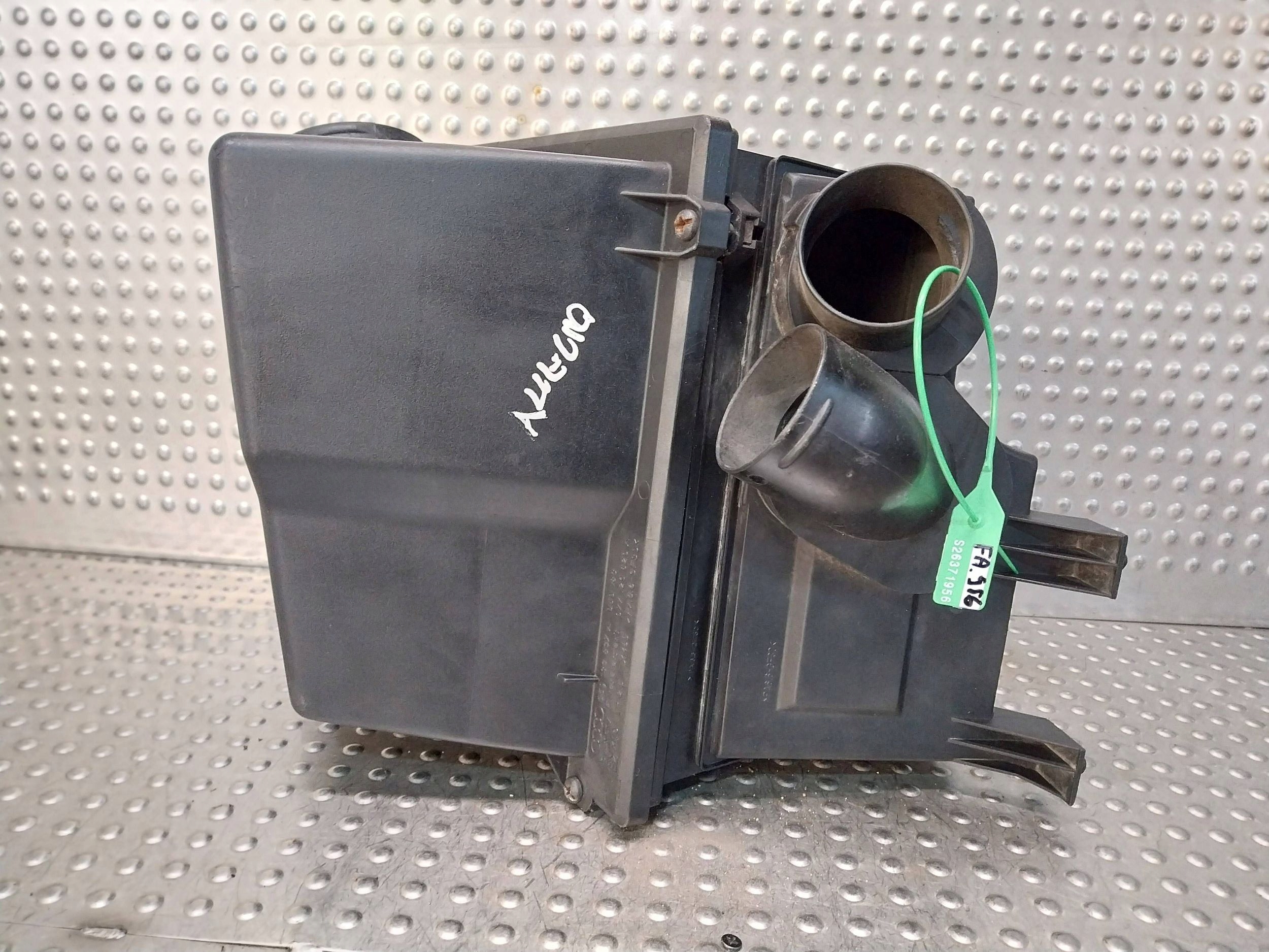 Gehäuse filter luft 059133837A AUDI A4 B6 A8 D2 2.5 TDI