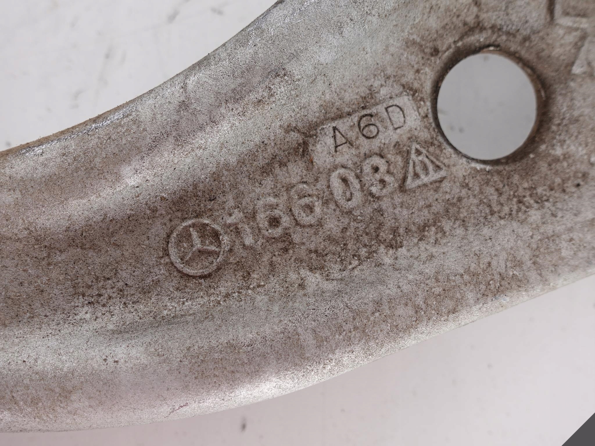 MERCEDES GLS X166 GL 4MATIC swing arm left