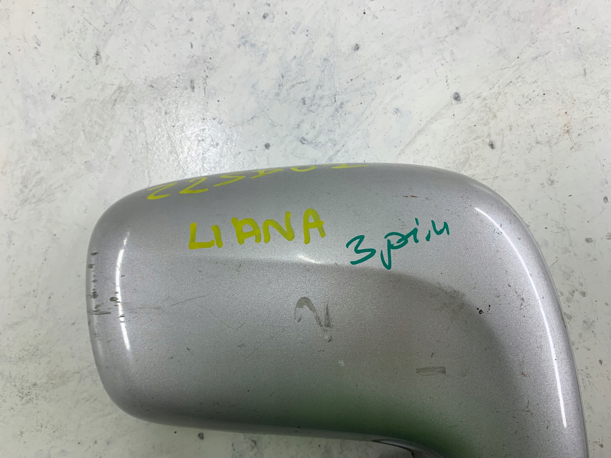SUZUKI LIANA and mirror right 3 PIN Z2S
