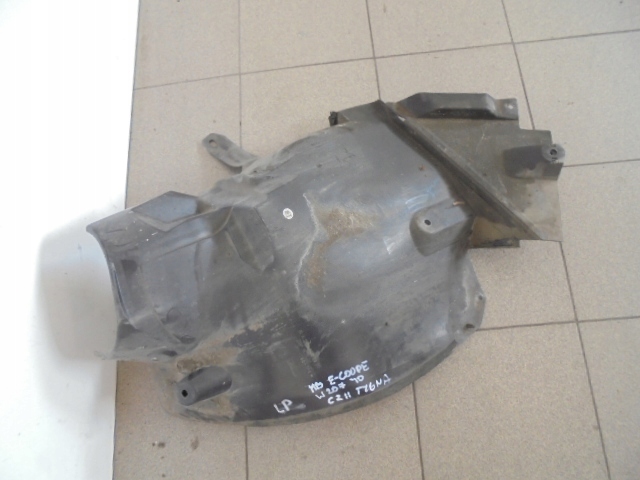 NADKOLE LEWY PRZÓD CZĘŚĆ TYLNA MERCEDES E-KLASA COUPE W207 2010 R