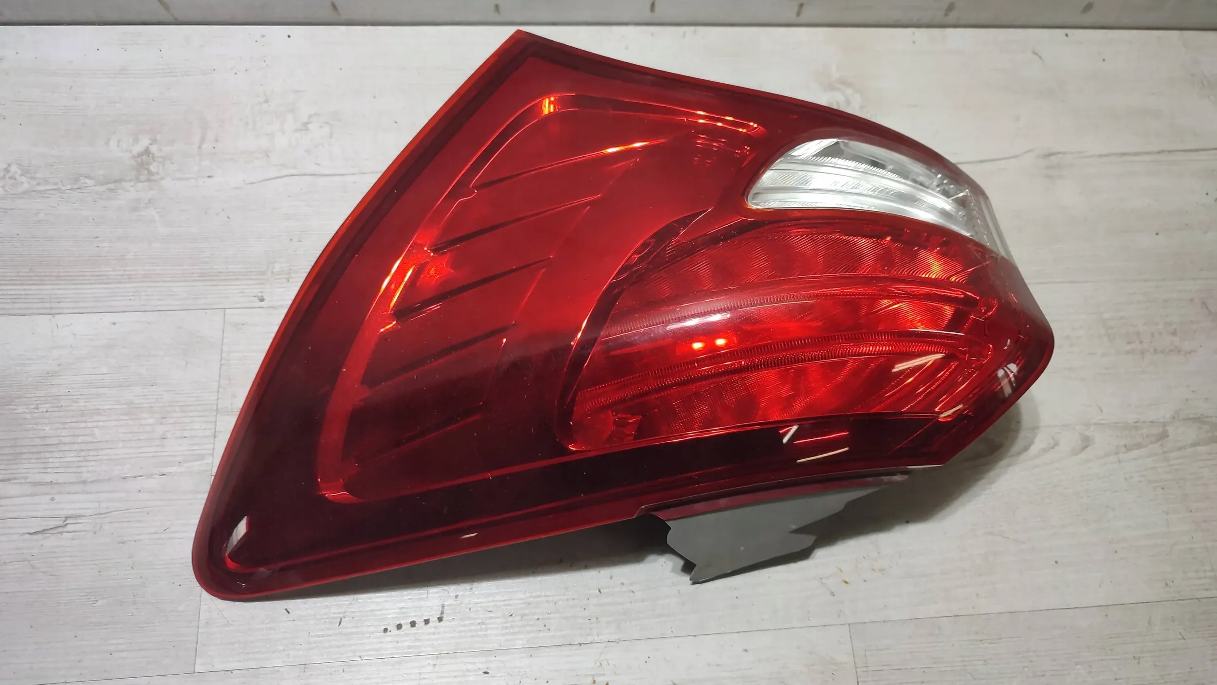 Hyundai ix20 2010 rear part side right light