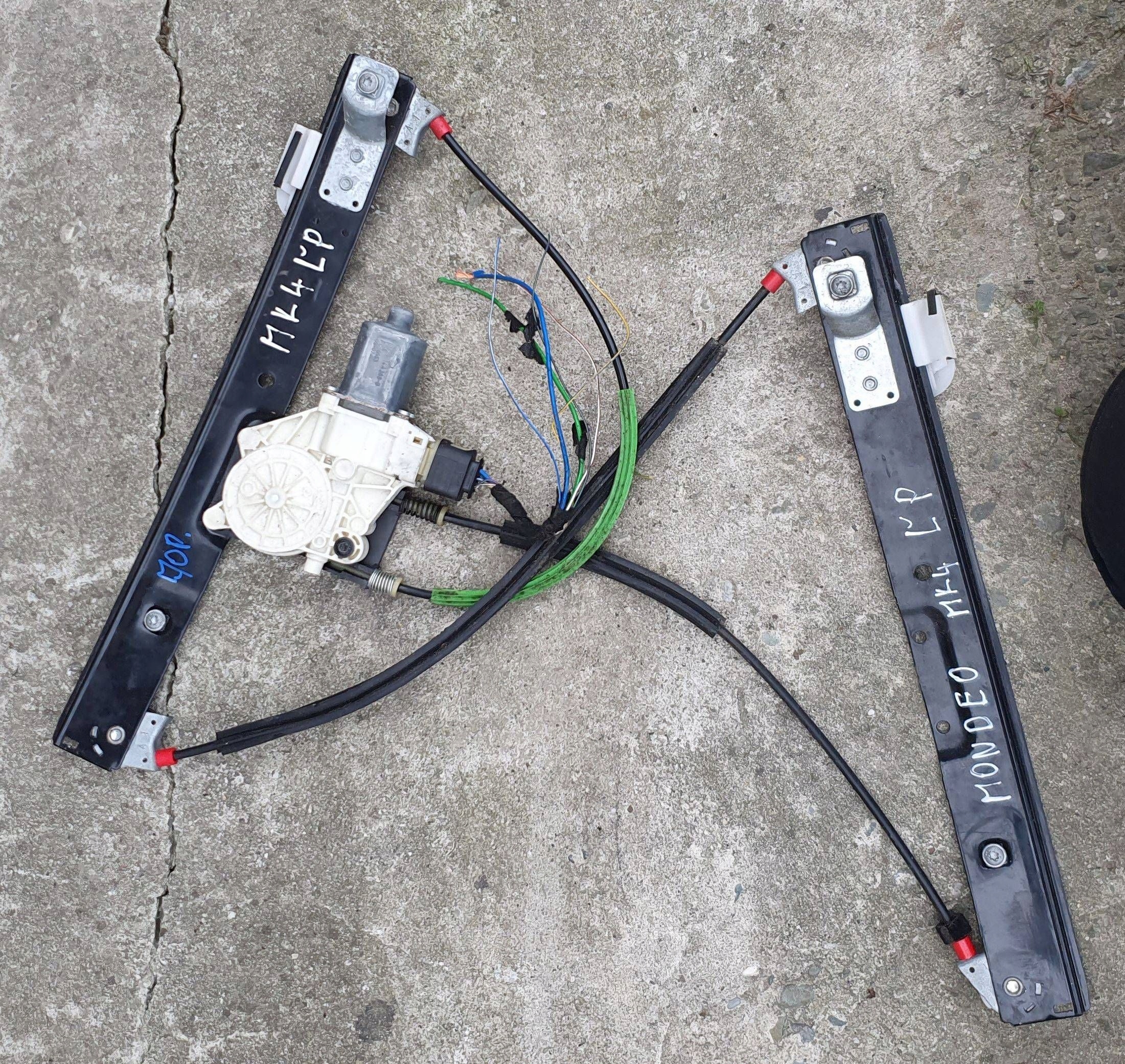 Ford Mondeo MK4 IV window regulator left front